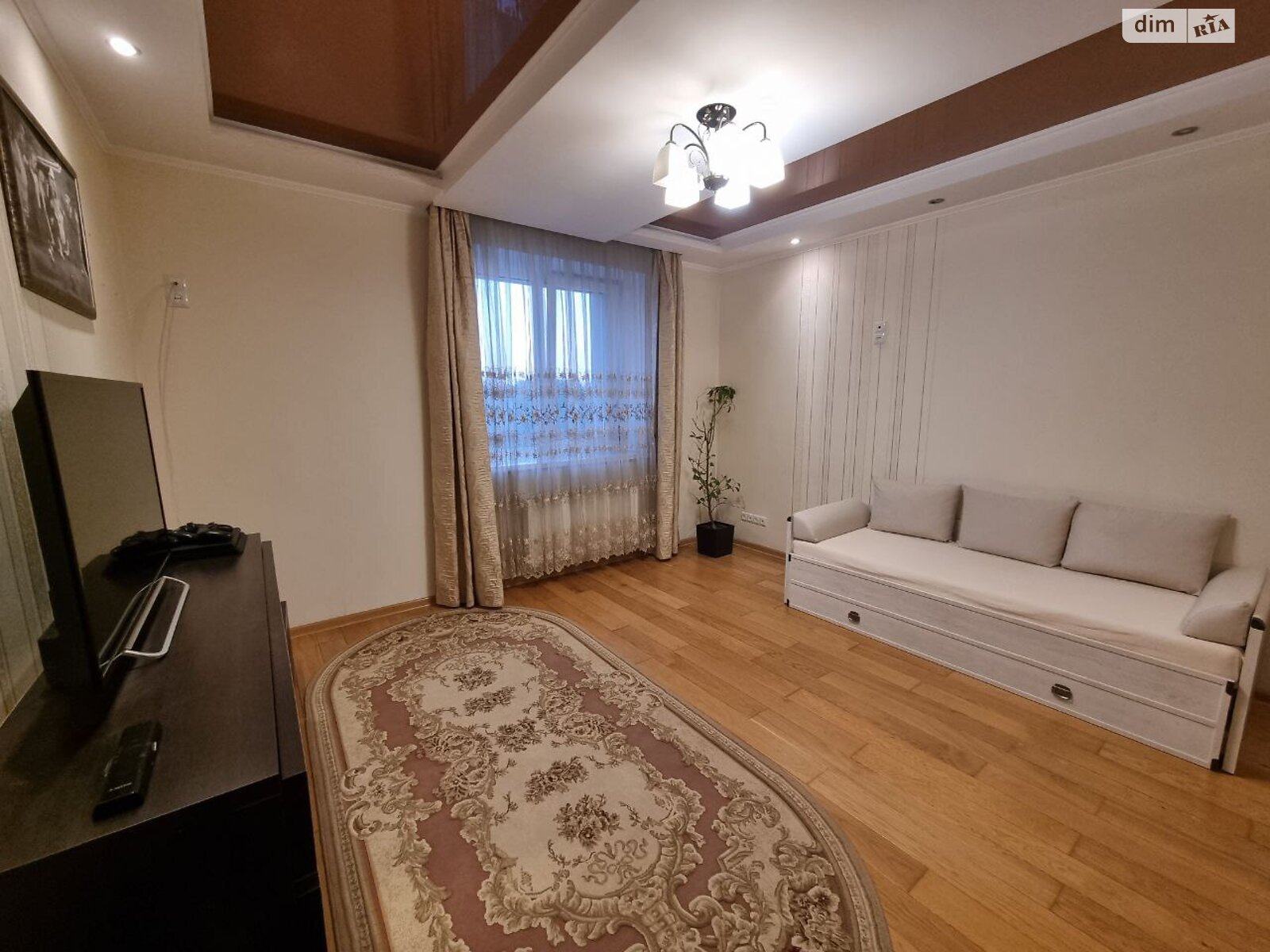 однокомнатная квартира в Виннице, район Подолье, на бул. Свободы 1 в аренду на долгий срок помесячно фото 1 однокомнатная квартира в Виннице, район Подолье, на бул. Свободы 1 в аренду на долгий срок помесячно фото 1