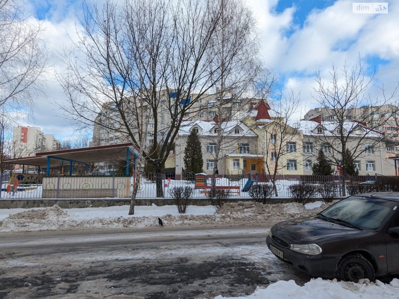 трикімнатна квартира в Вінниці, район Поділля, на вул. Академіка Ющенка 16 в довготривалу оренду помісячно фото 1