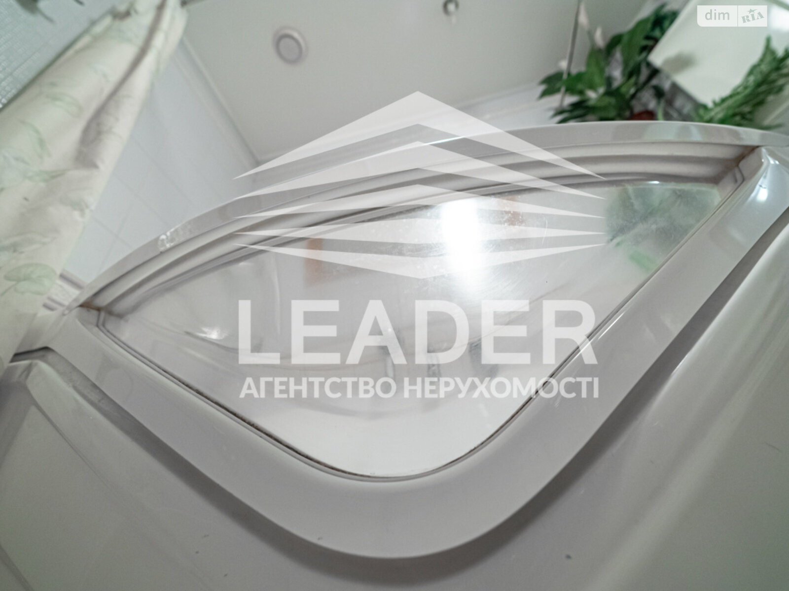 чотирикімнатна квартира з ремонтом в Вінниці, район Поділля, на вул. Зодчих в довготривалу оренду помісячно фото 1