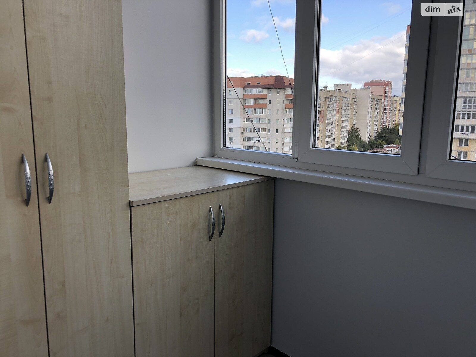 трехкомнатная квартира в Виннице, район Подолье, на ул. Зодчих в аренду на долгий срок помесячно фото 1 трехкомнатная квартира в Виннице, район Подолье, на ул. Зодчих в аренду на долгий срок помесячно фото 1
