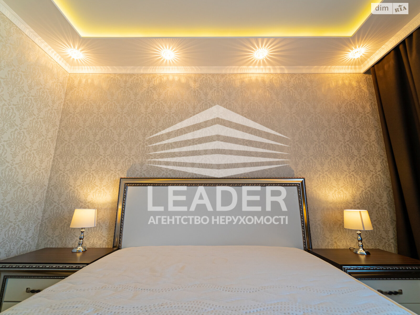 трехкомнатная квартира в Виннице, район Подолье, на ул. Зодчих в аренду на долгий срок помесячно фото 1