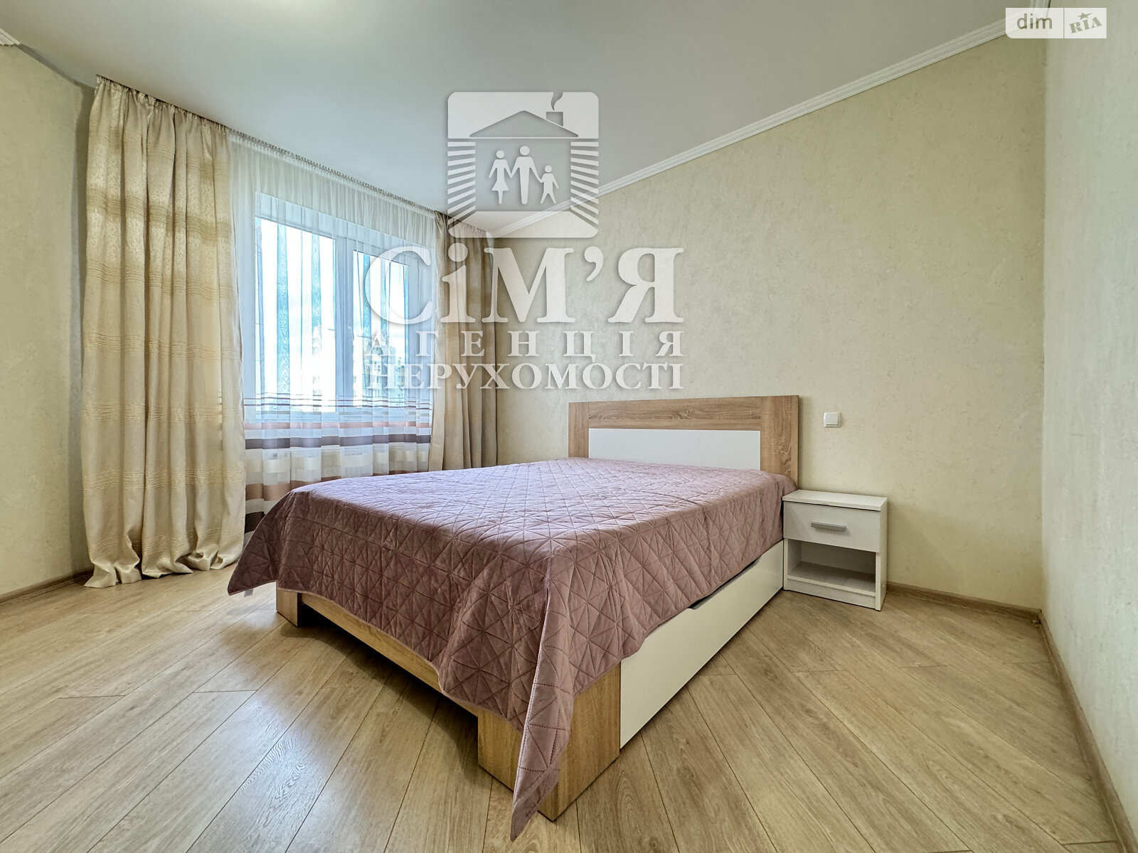 двухкомнатная квартира в Виннице, район Подолье, на ул. Зодчих в аренду на долгий срок помесячно фото 1 двухкомнатная квартира в Виннице, район Подолье, на ул. Зодчих в аренду на долгий срок помесячно фото 1