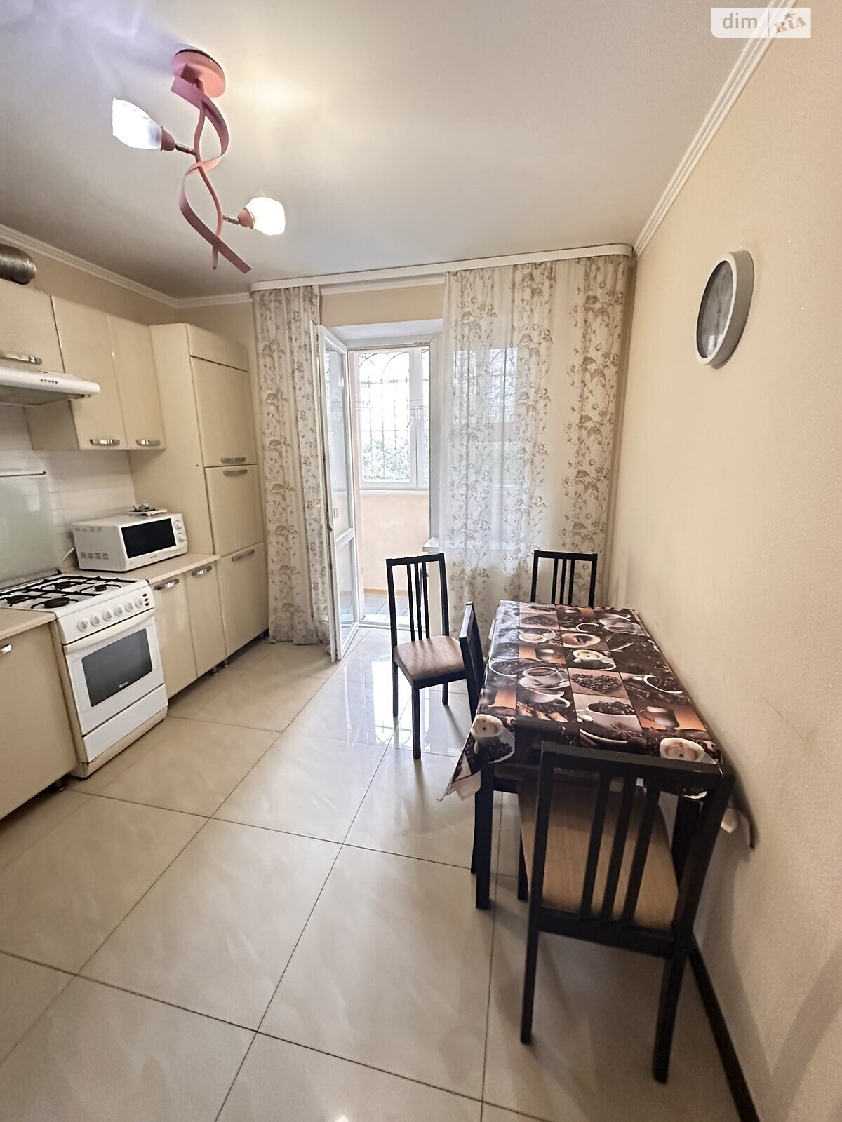 однокімнатна квартира в Вінниці, район Поділля, на вул. Зодчих в довготривалу оренду помісячно фото 1 однокімнатна квартира в Вінниці, район Поділля, на вул. Зодчих в довготривалу оренду помісячно фото 1