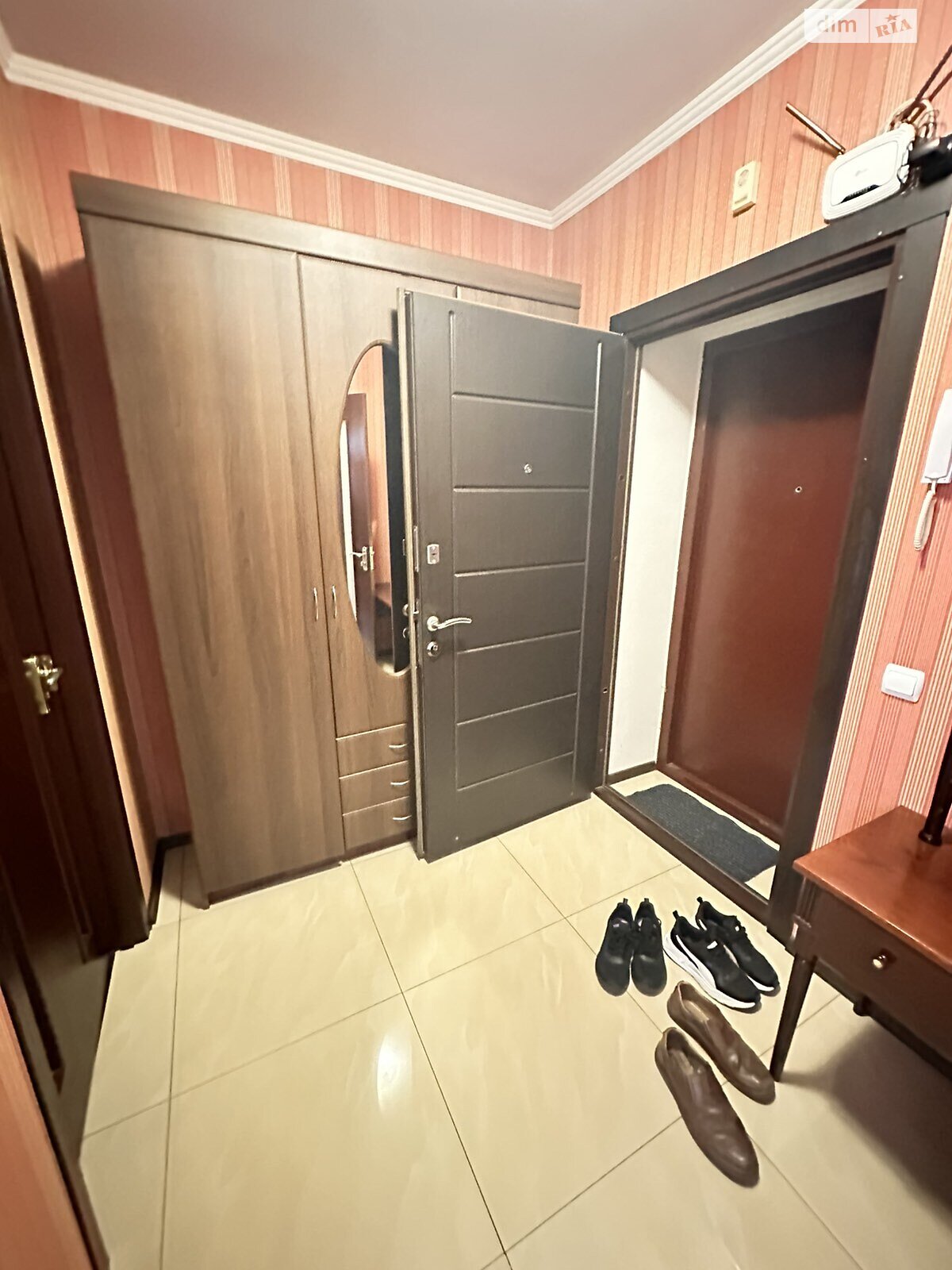 однокімнатна квартира в Вінниці, район Поділля, на вул. Зодчих в довготривалу оренду помісячно фото 1 однокімнатна квартира в Вінниці, район Поділля, на вул. Зодчих в довготривалу оренду помісячно фото 1