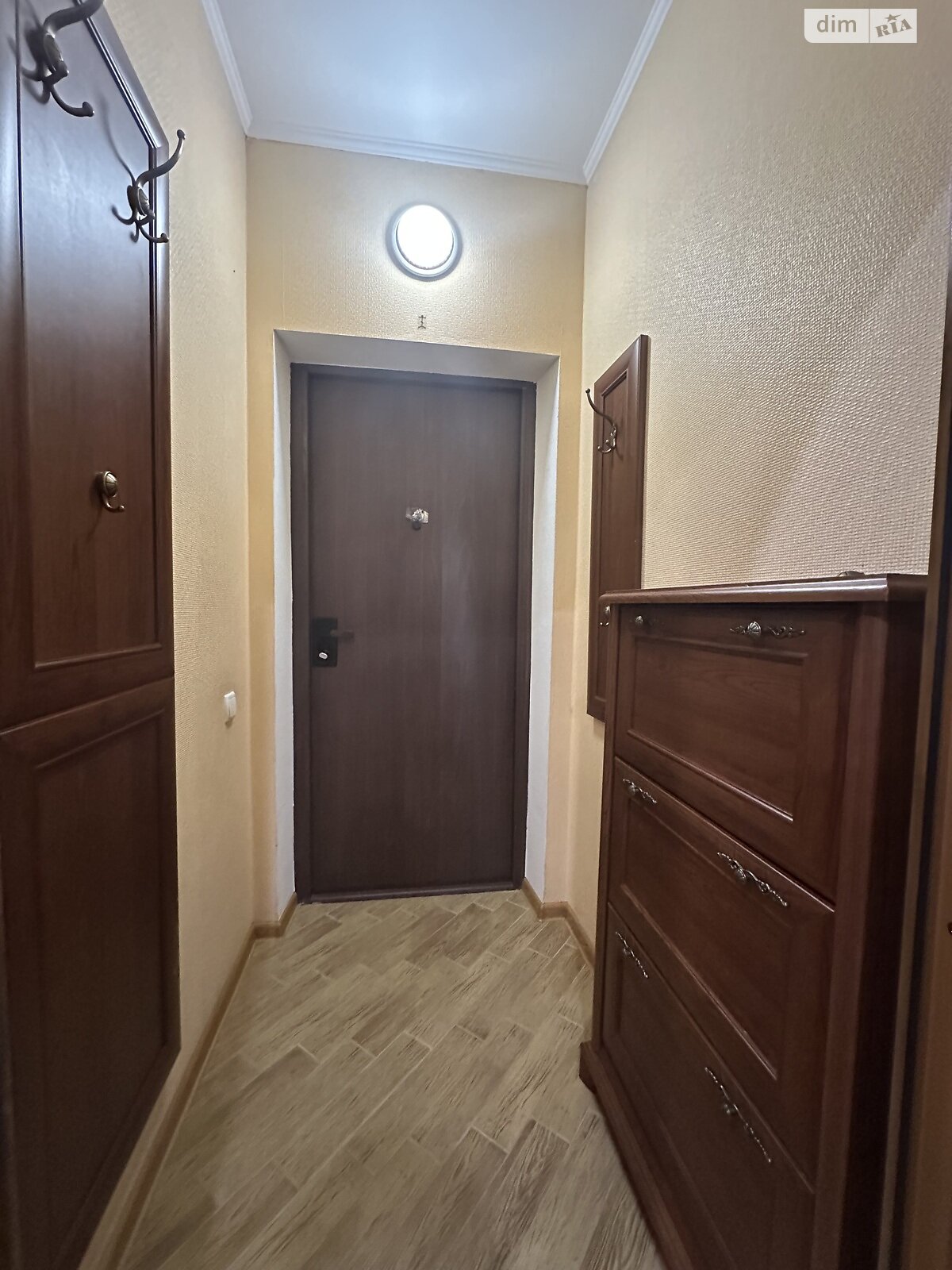 трикімнатна квартира в Вінниці, район Поділля, на вул. Зодчих 4 в довготривалу оренду помісячно фото 1 трикімнатна квартира в Вінниці, район Поділля, на вул. Зодчих 4 в довготривалу оренду помісячно фото 1