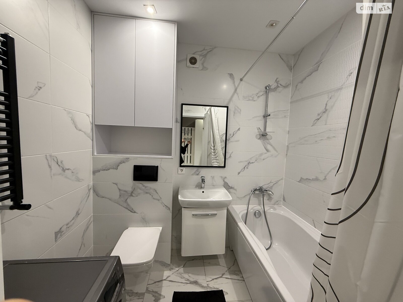 однокімнатна квартира в Вінниці, район Поділля, на вул. Зодчих 17 в довготривалу оренду помісячно фото 1