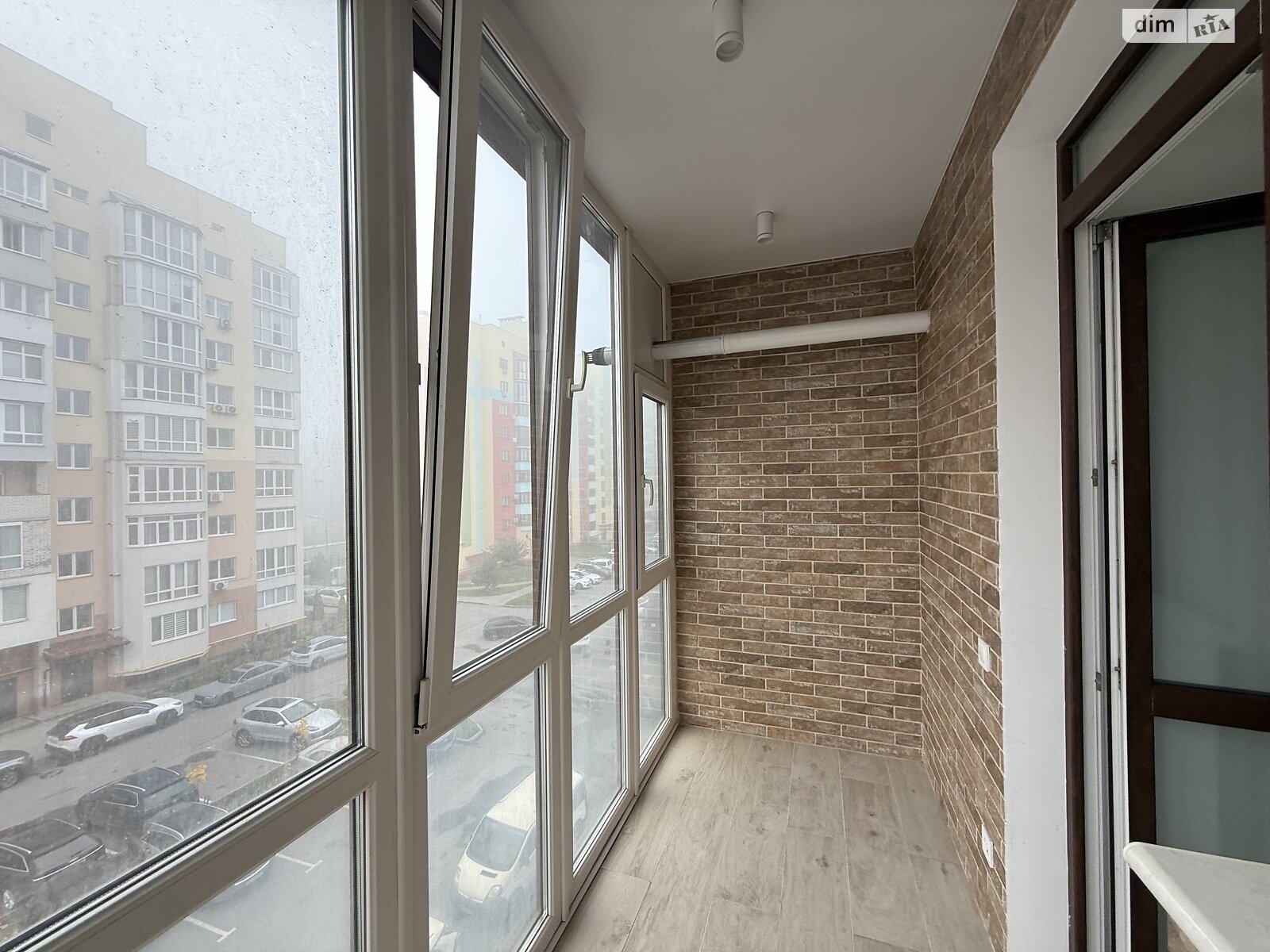 однокімнатна квартира в Вінниці, район Поділля, на вул. Зодчих 17 в довготривалу оренду помісячно фото 1