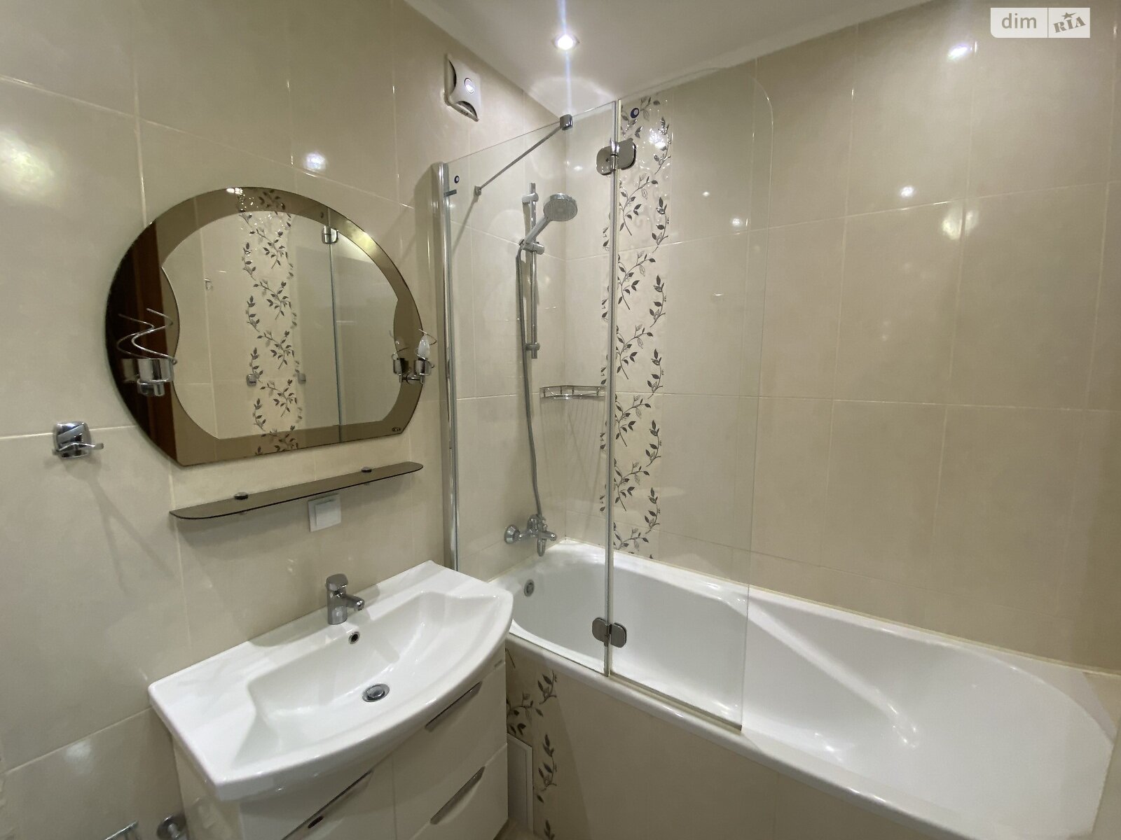 однокомнатная квартира в Виннице, район Подолье, на ул. Зодчих 7 в аренду на долгий срок помесячно фото 1