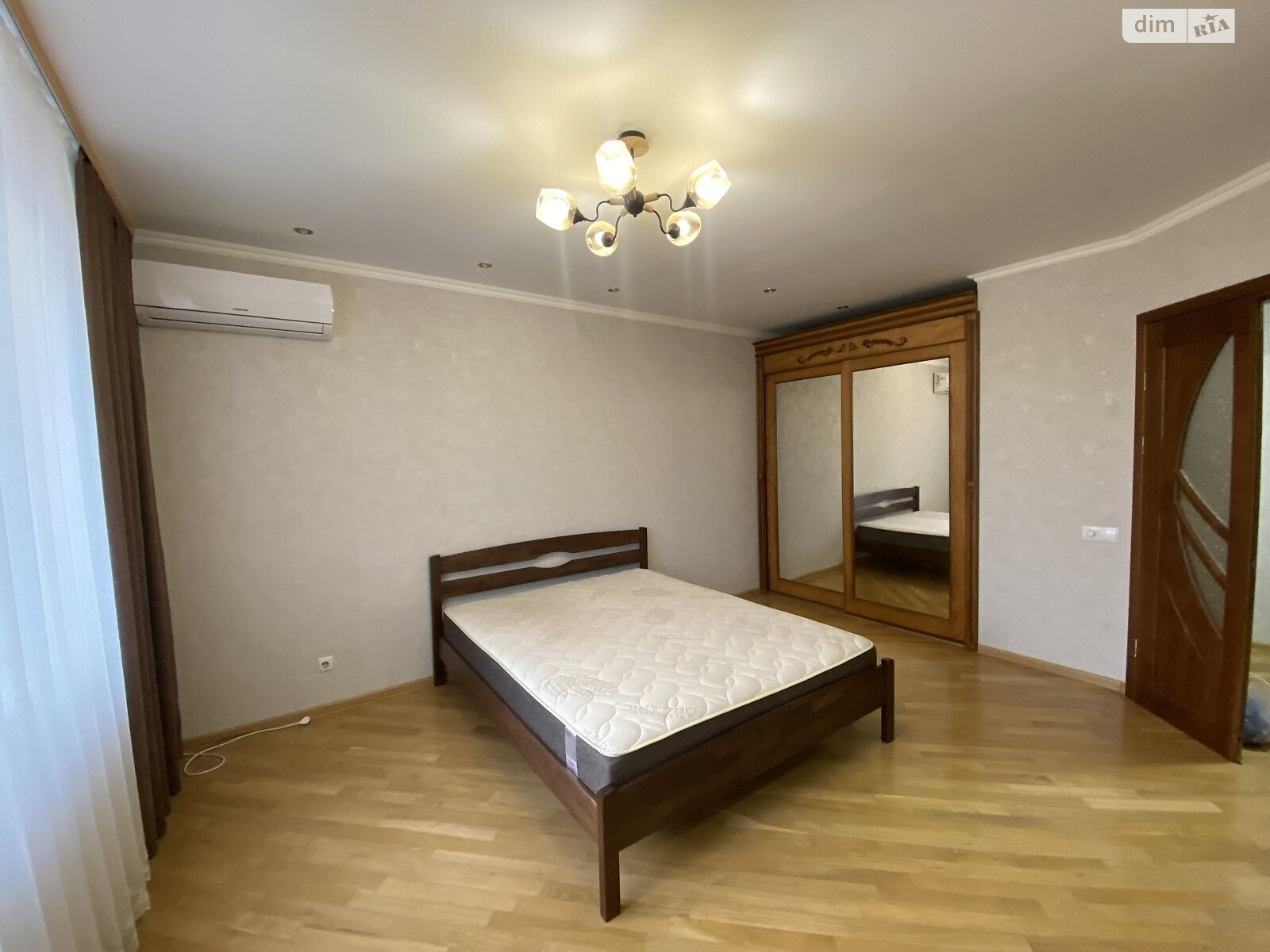 однокомнатная квартира в Виннице, район Подолье, на ул. Зодчих 7 в аренду на долгий срок помесячно фото 1