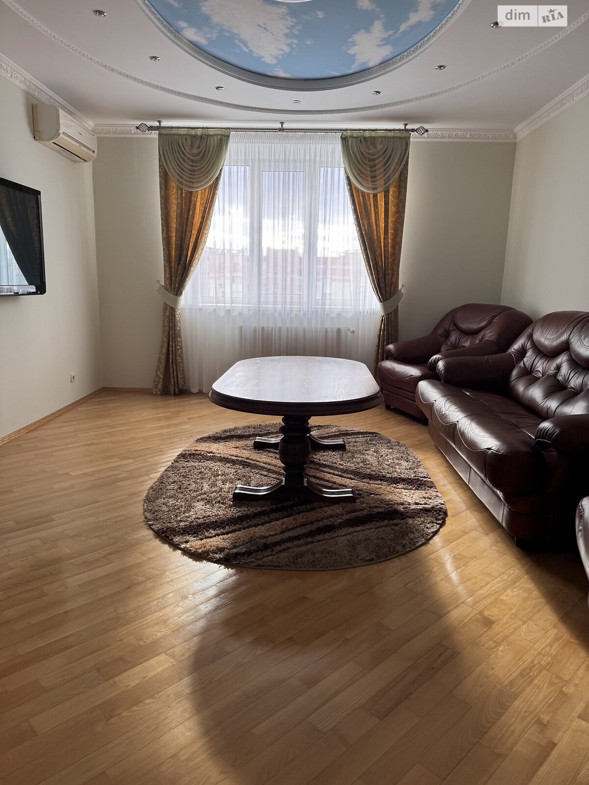 двухкомнатная квартира в Виннице, район Подолье, на ул. Зодчих в аренду на долгий срок помесячно фото 1 двухкомнатная квартира в Виннице, район Подолье, на ул. Зодчих в аренду на долгий срок помесячно фото 1