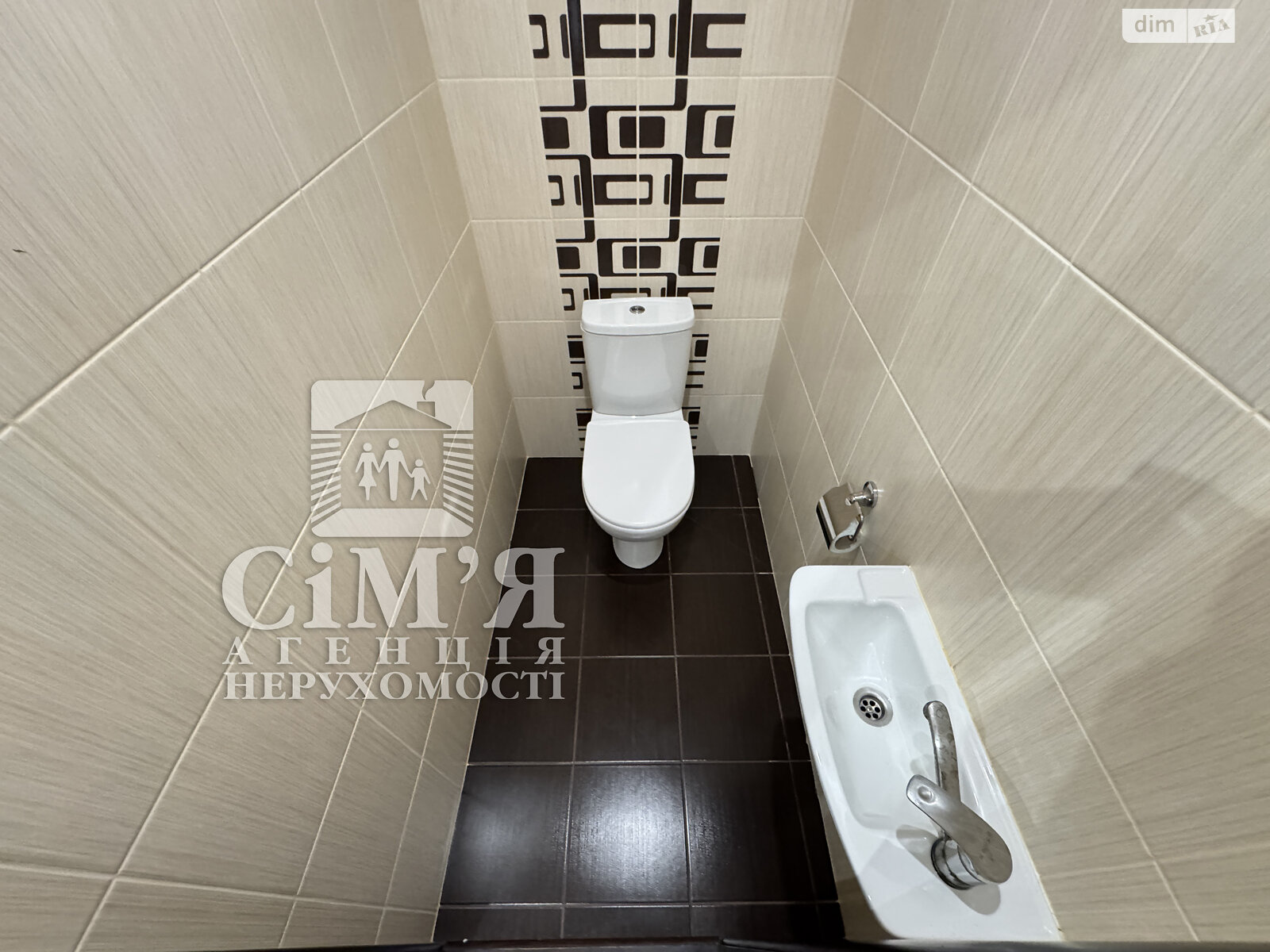 трехкомнатная квартира в Виннице, район Подолье, на ул. Зодчих в аренду на долгий срок помесячно фото 1 трехкомнатная квартира в Виннице, район Подолье, на ул. Зодчих в аренду на долгий срок помесячно фото 1