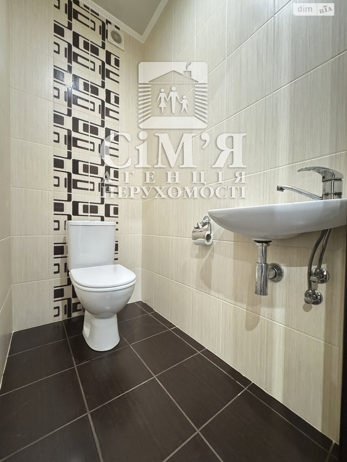 трехкомнатная квартира в Виннице, район Подолье, на ул. Зодчих в аренду на долгий срок помесячно фото 1 трехкомнатная квартира в Виннице, район Подолье, на ул. Зодчих в аренду на долгий срок помесячно фото 1