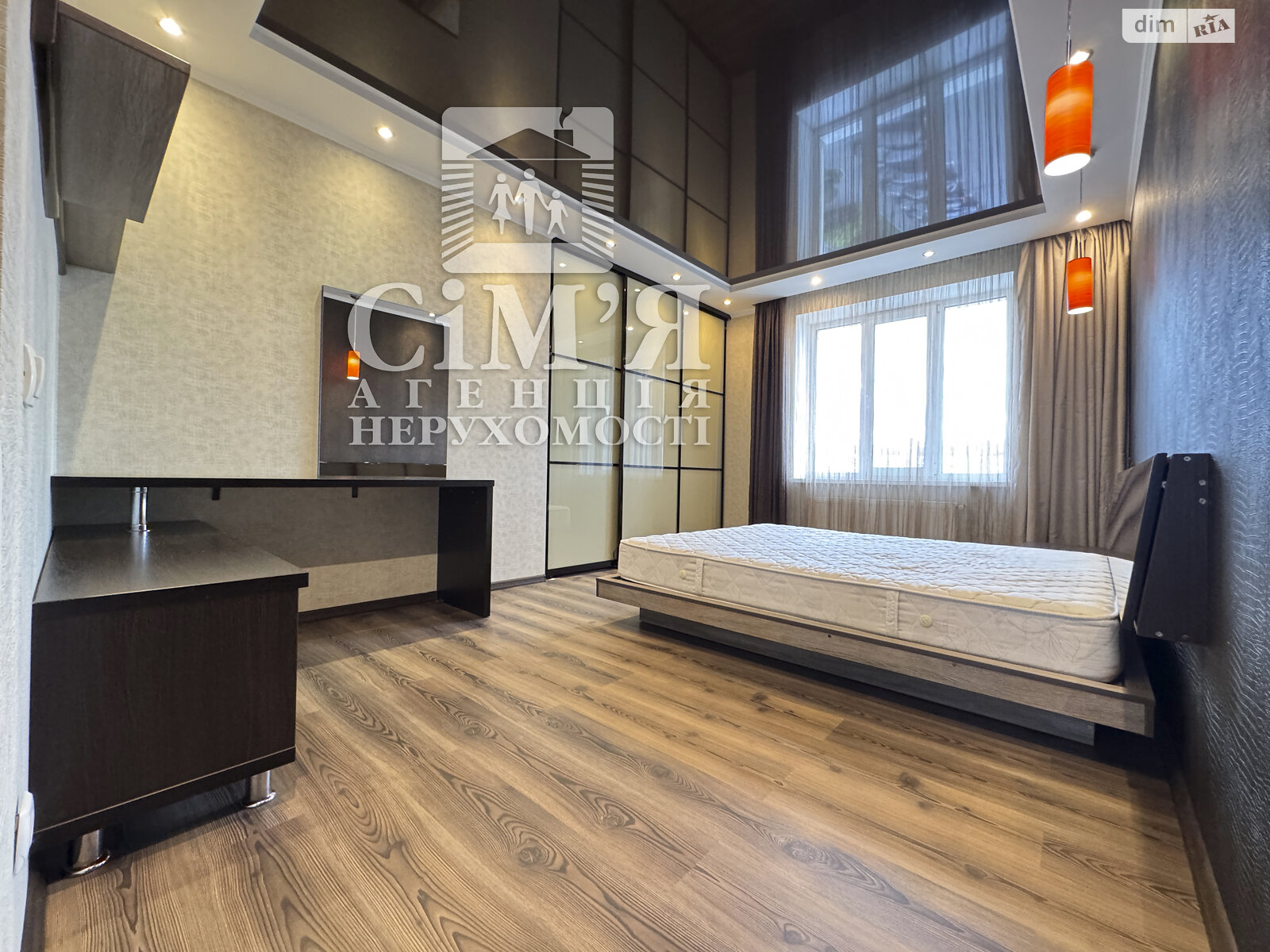 трехкомнатная квартира в Виннице, район Подолье, на ул. Зодчих в аренду на долгий срок помесячно фото 1 трехкомнатная квартира в Виннице, район Подолье, на ул. Зодчих в аренду на долгий срок помесячно фото 1