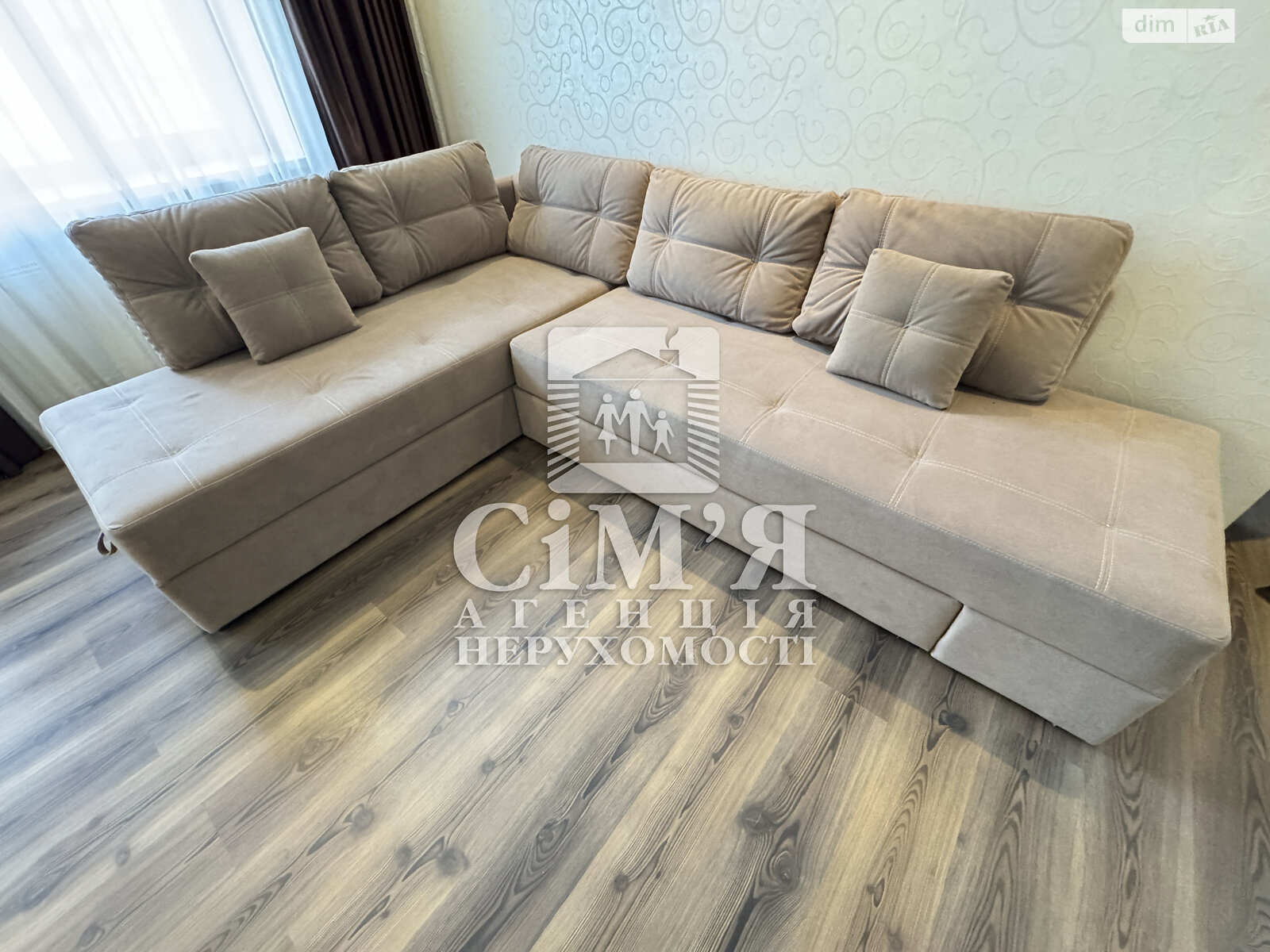 трехкомнатная квартира в Виннице, район Подолье, на ул. Зодчих в аренду на долгий срок помесячно фото 1 трехкомнатная квартира в Виннице, район Подолье, на ул. Зодчих в аренду на долгий срок помесячно фото 1