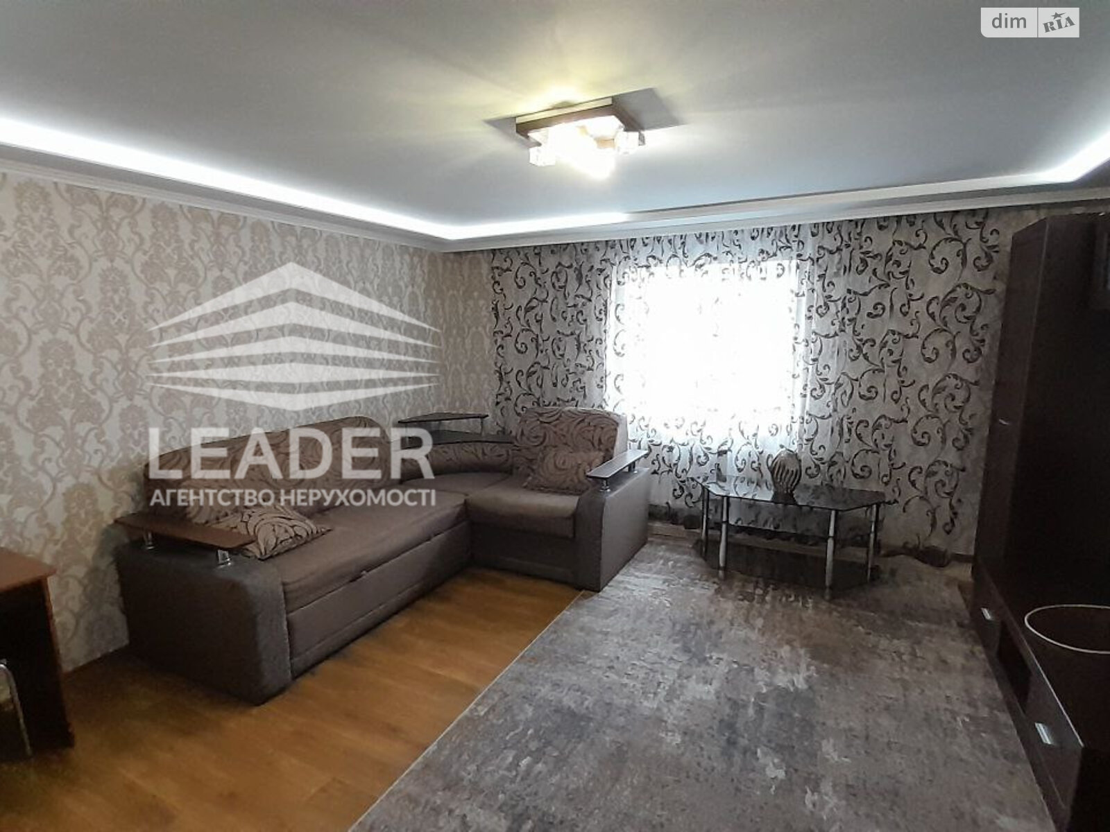 трикімнатна квартира в Вінниці, район Поділля, на вул. Зодчих в довготривалу оренду помісячно фото 1