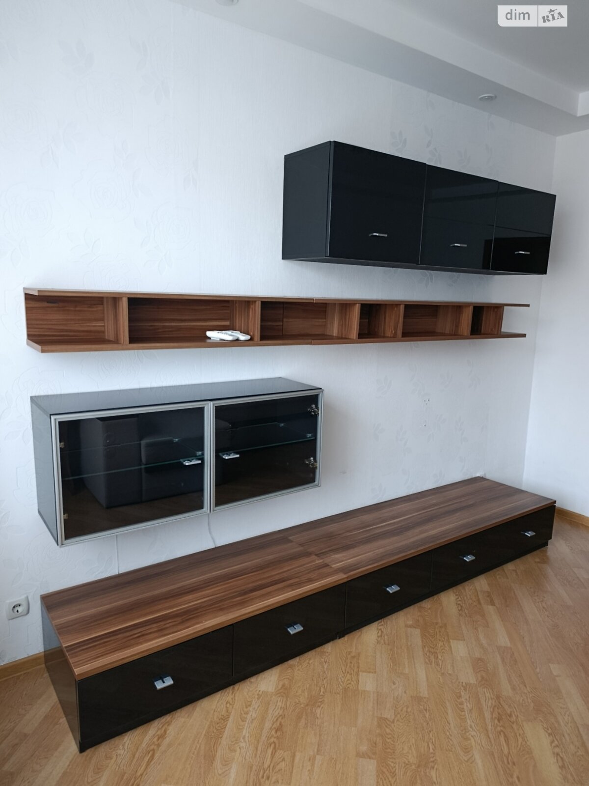 двухкомнатная квартира в Виннице, район Подолье, на ул. Зодчих 3 в аренду на долгий срок помесячно фото 1 двухкомнатная квартира в Виннице, район Подолье, на ул. Зодчих 3 в аренду на долгий срок помесячно фото 1