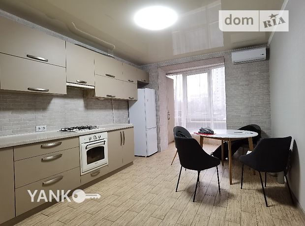 однокомнатная квартира с ремонтом в Виннице, район Подолье, на Прогова в аренду на долгий срок помесячно фото 1 однокомнатная квартира с ремонтом в Виннице, район Подолье, на Прогова в аренду на долгий срок помесячно фото 1