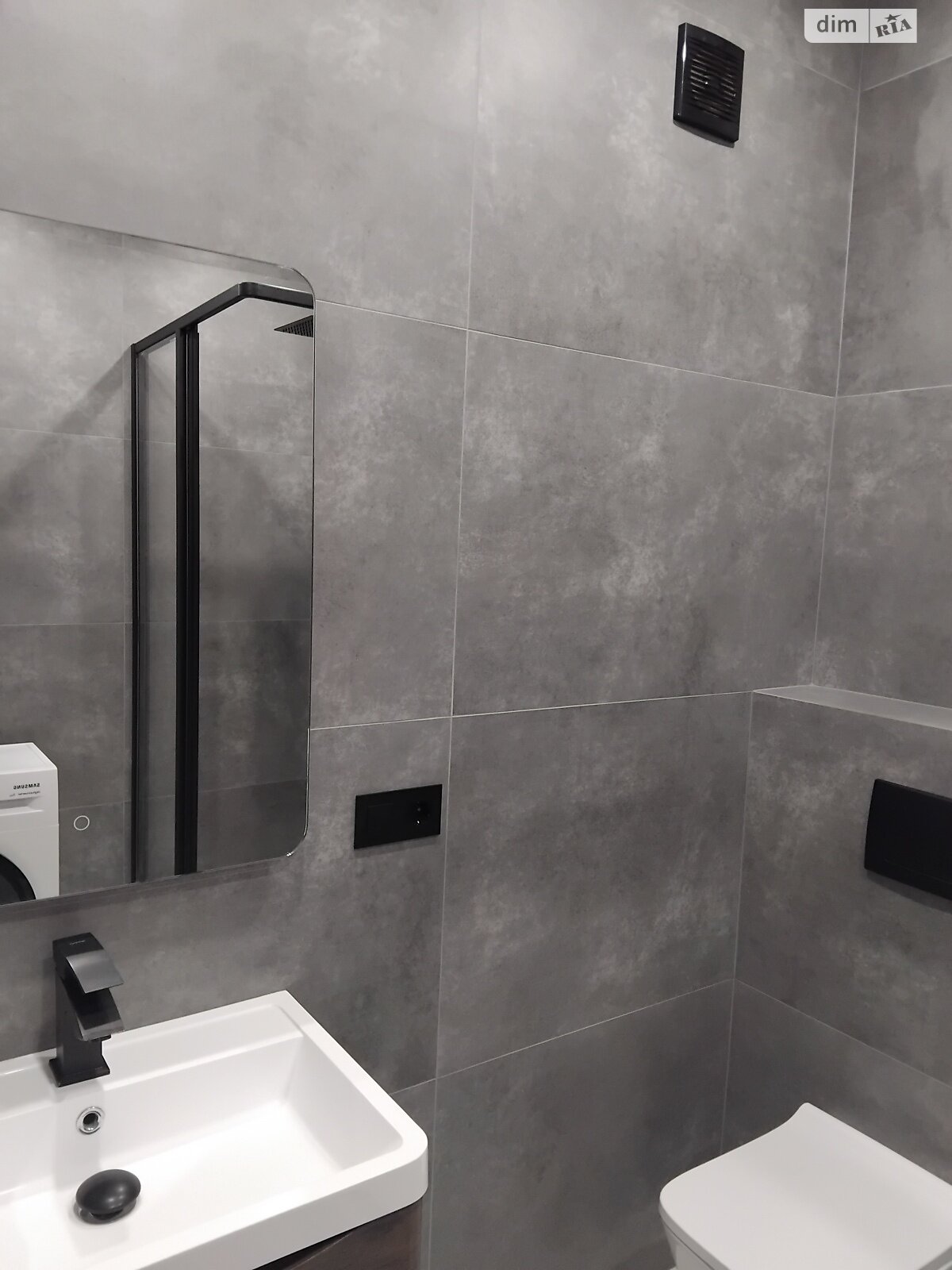 однокімнатна квартира в Вінниці, район Слов’янка, на вул. 600-річчя в довготривалу оренду помісячно фото 1