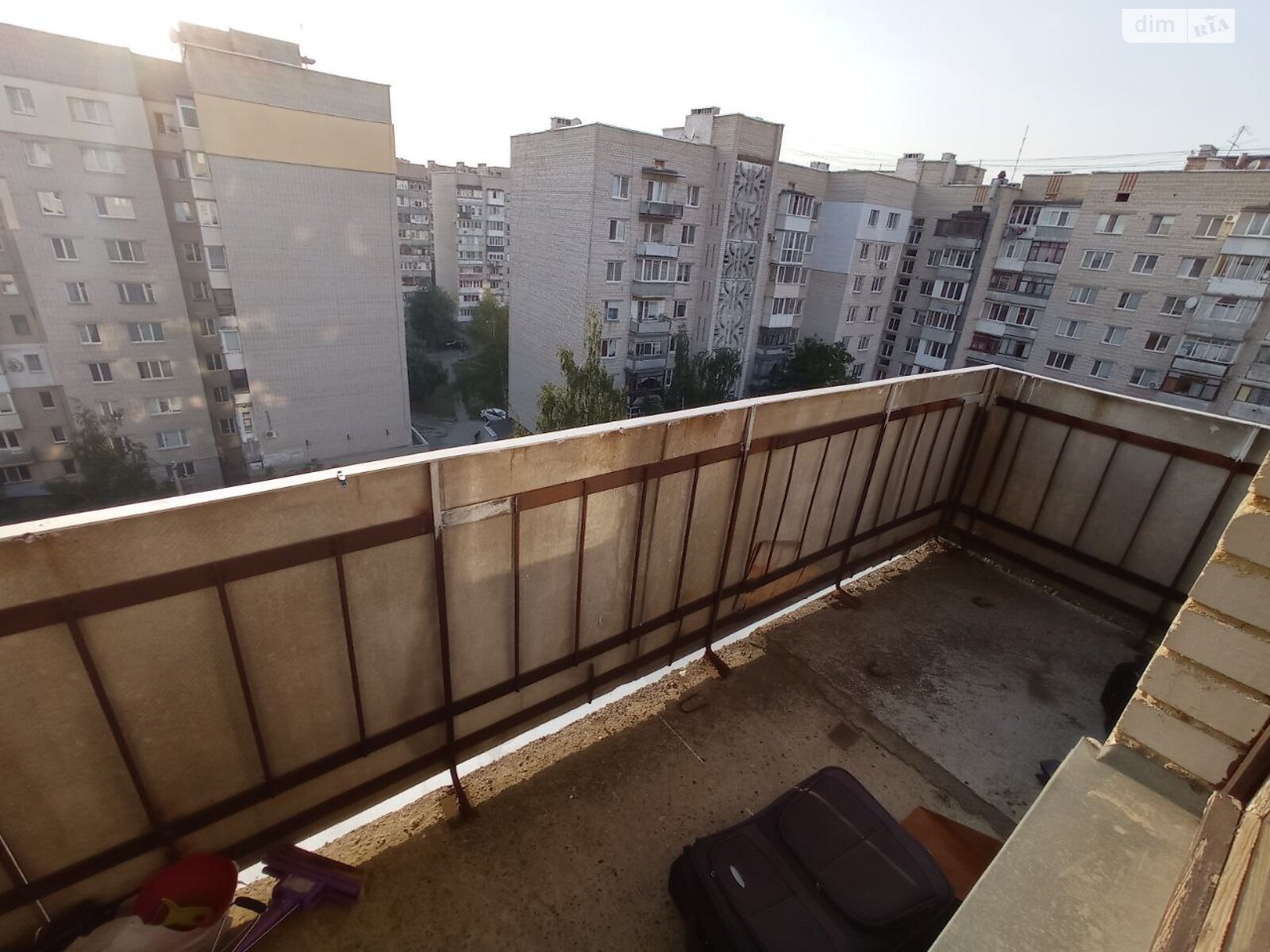 трехкомнатная квартира с мебелью в Виннице, район Славянка, на ул. Агатангела Крымского в аренду на долгий срок помесячно фото 1 трехкомнатная квартира с мебелью в Виннице, район Славянка, на ул. Агатангела Крымского в аренду на долгий срок помесячно фото 1