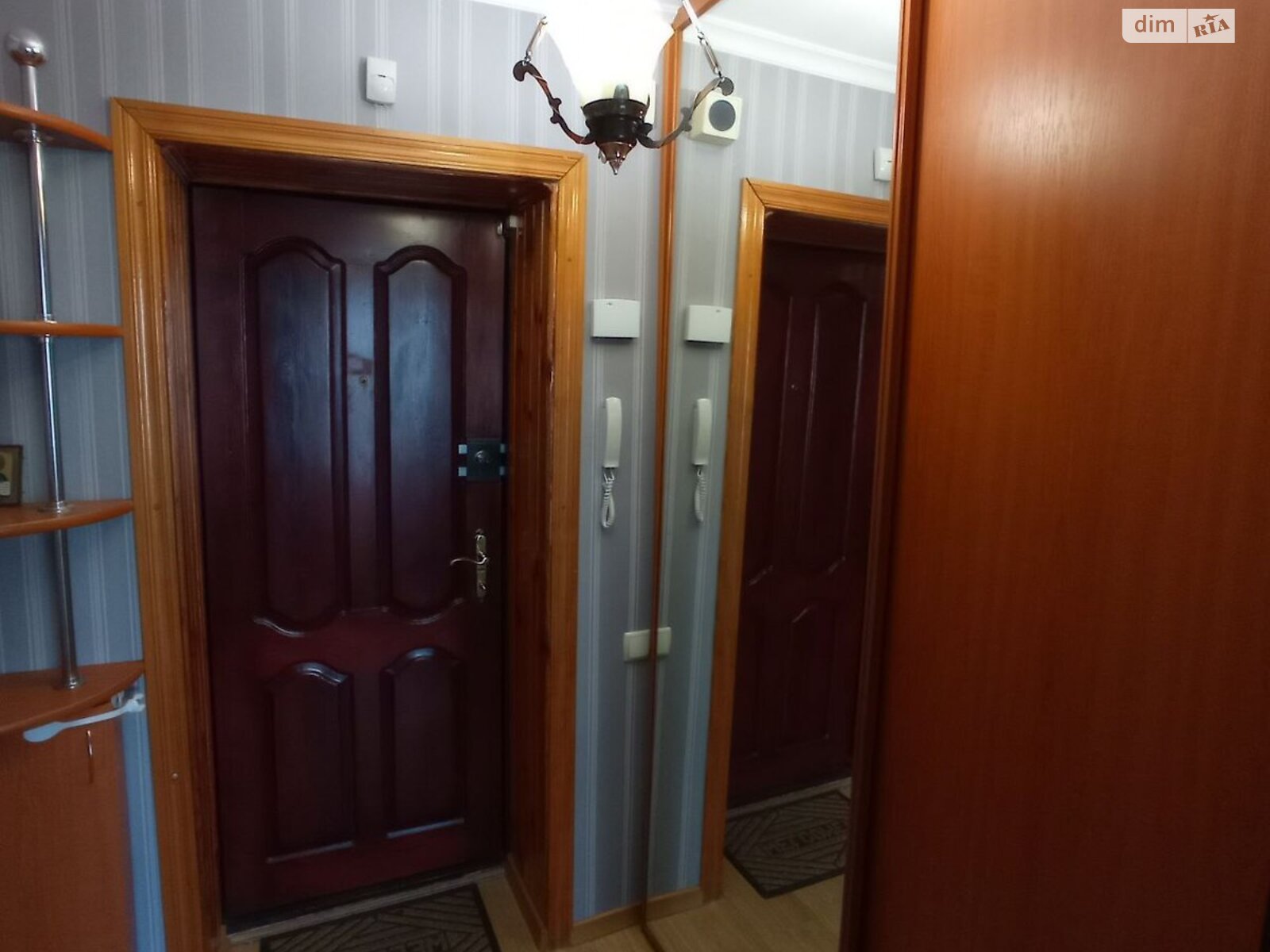 трехкомнатная квартира в Виннице, район Славянка, на ул. Агатангела Крымского в аренду на долгий срок помесячно фото 1 трехкомнатная квартира в Виннице, район Славянка, на ул. Агатангела Крымского в аренду на долгий срок помесячно фото 1