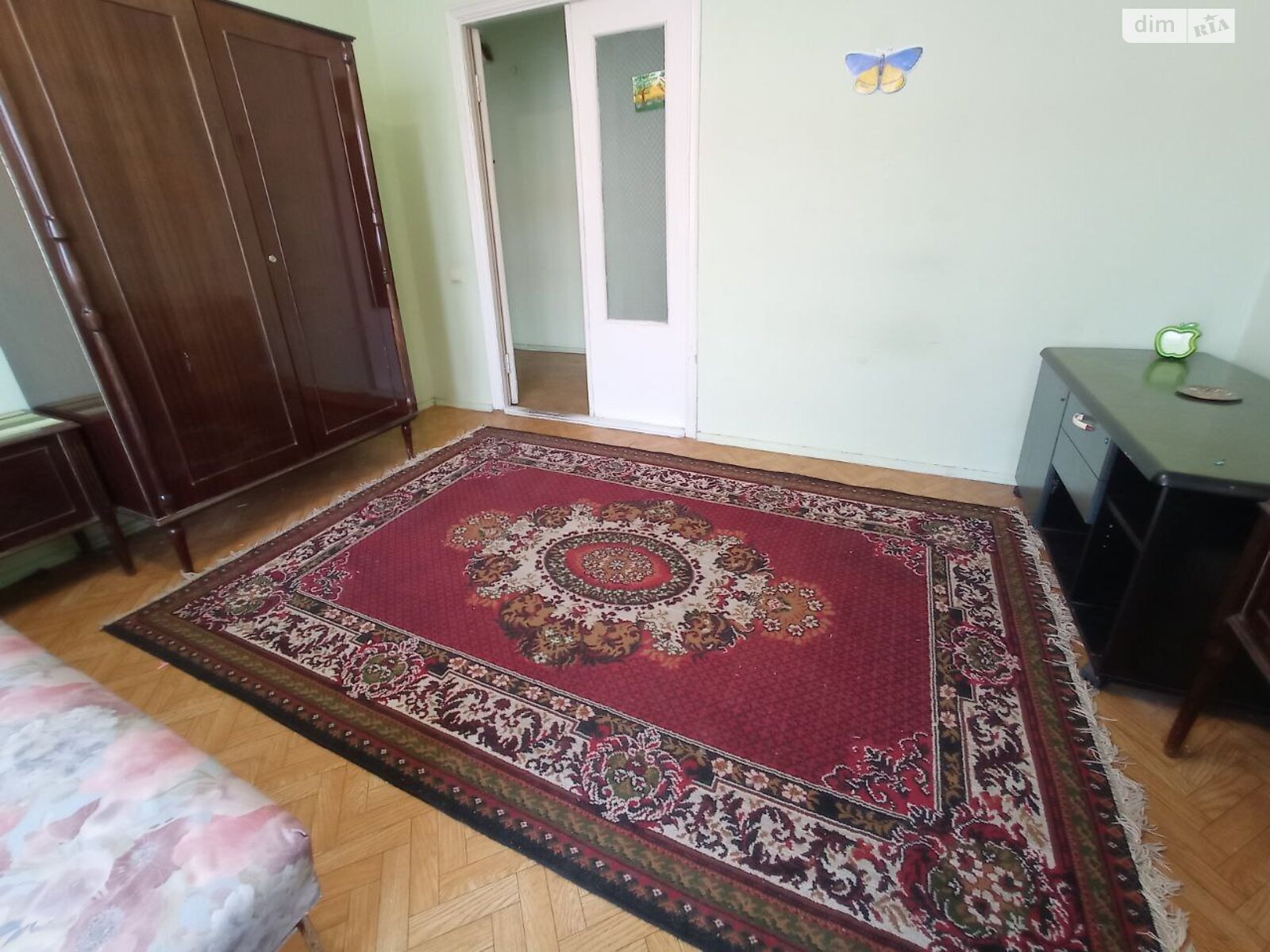трехкомнатная квартира с мебелью в Виннице, район Славянка, на ул. Агатангела Крымского в аренду на долгий срок помесячно фото 1 трехкомнатная квартира с мебелью в Виннице, район Славянка, на ул. Агатангела Крымского в аренду на долгий срок помесячно фото 1