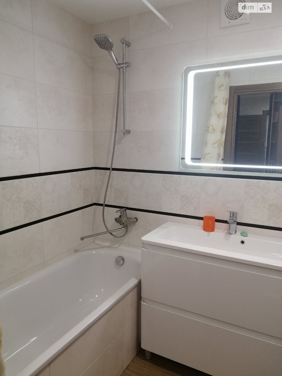 однокомнатная квартира в Виннице, район Славянка, на ул. Академика Заболотного в аренду на долгий срок помесячно фото 1