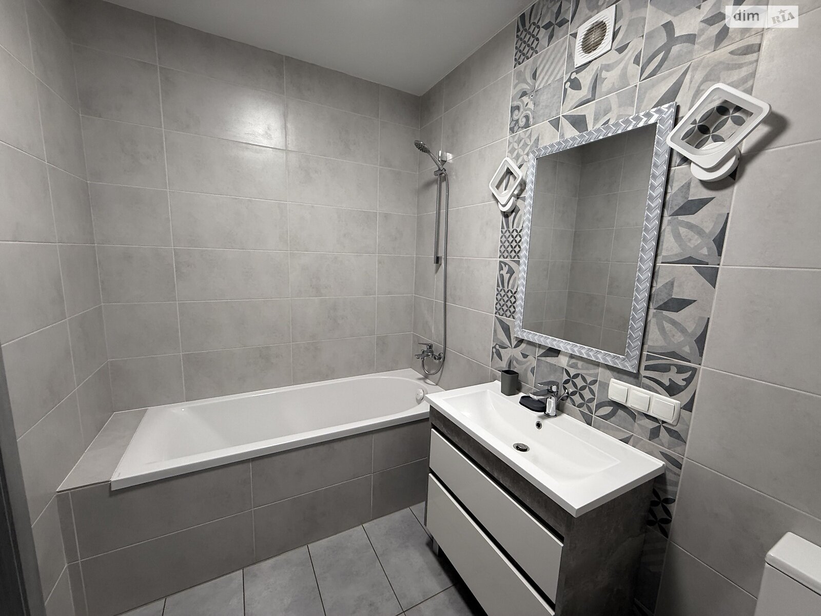 однокомнатная квартира в Виннице, район Славянка, на ул. Болгарский в аренду на долгий срок помесячно фото 1 однокомнатная квартира в Виннице, район Славянка, на ул. Болгарский в аренду на долгий срок помесячно фото 1