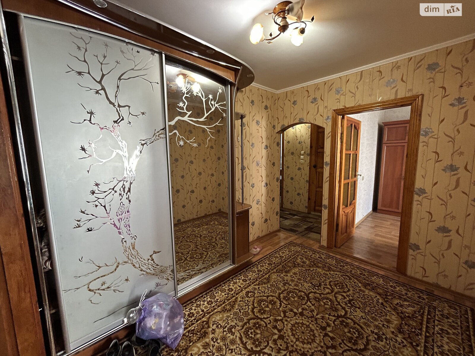 трехкомнатная квартира в Виннице, район Славянка, на ул. Дачная 8 в аренду на долгий срок помесячно фото 1 трехкомнатная квартира в Виннице, район Славянка, на ул. Дачная 8 в аренду на долгий срок помесячно фото 1