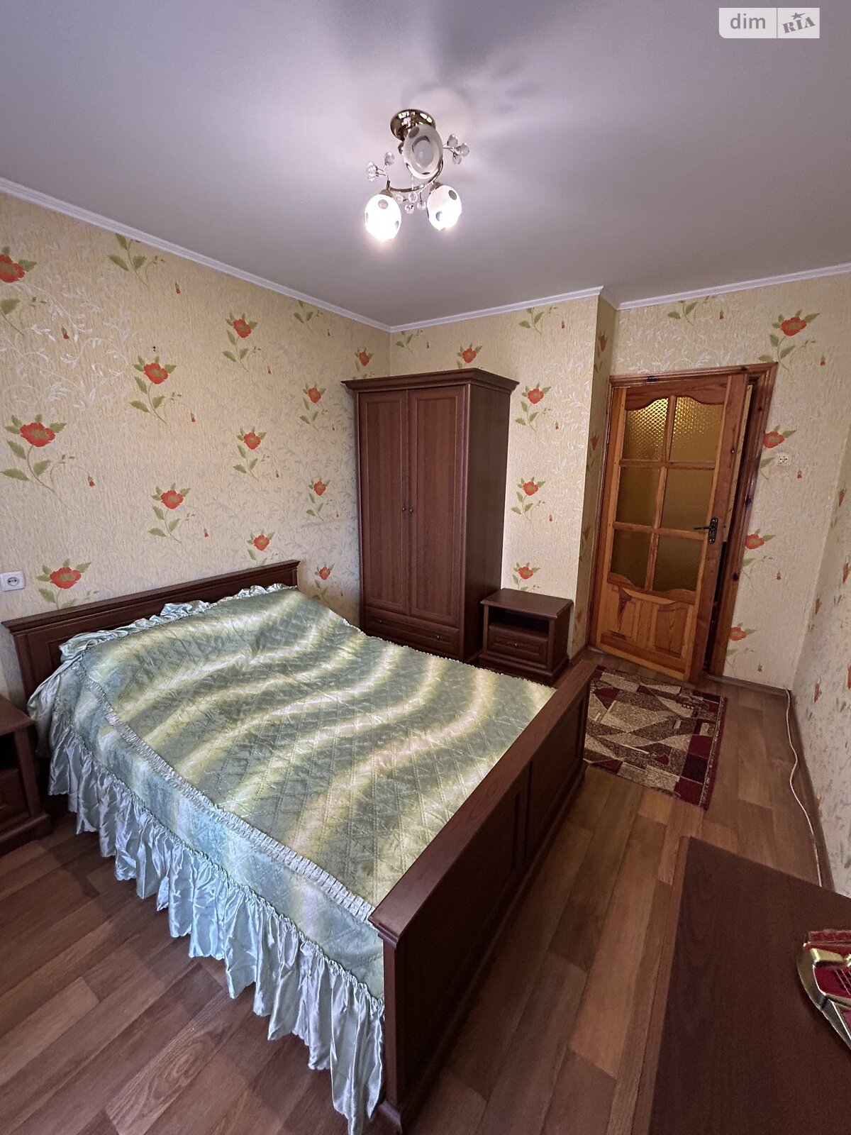 трехкомнатная квартира в Виннице, район Славянка, на ул. Дачная 8 в аренду на долгий срок помесячно фото 1 трехкомнатная квартира в Виннице, район Славянка, на ул. Дачная 8 в аренду на долгий срок помесячно фото 1