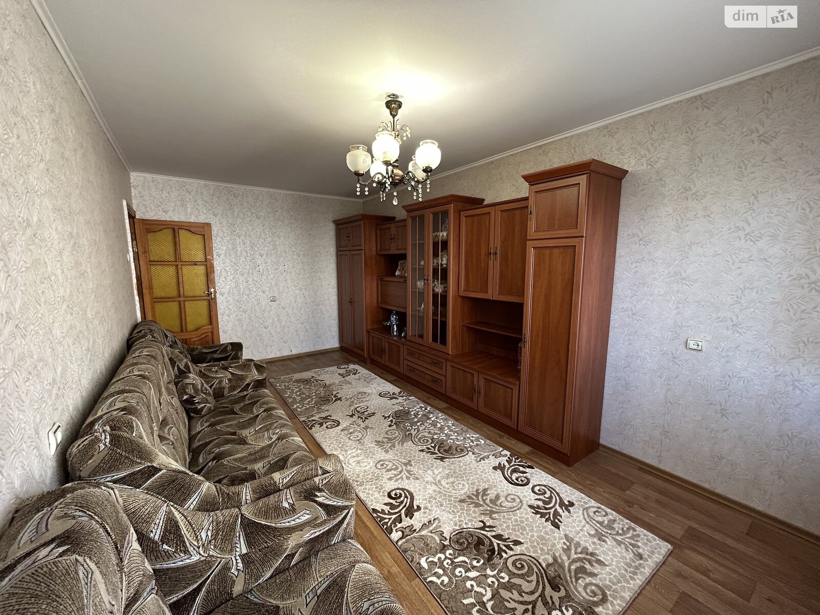 трехкомнатная квартира в Виннице, район Славянка, на ул. Дачная 8 в аренду на долгий срок помесячно фото 1 трехкомнатная квартира в Виннице, район Славянка, на ул. Дачная 8 в аренду на долгий срок помесячно фото 1