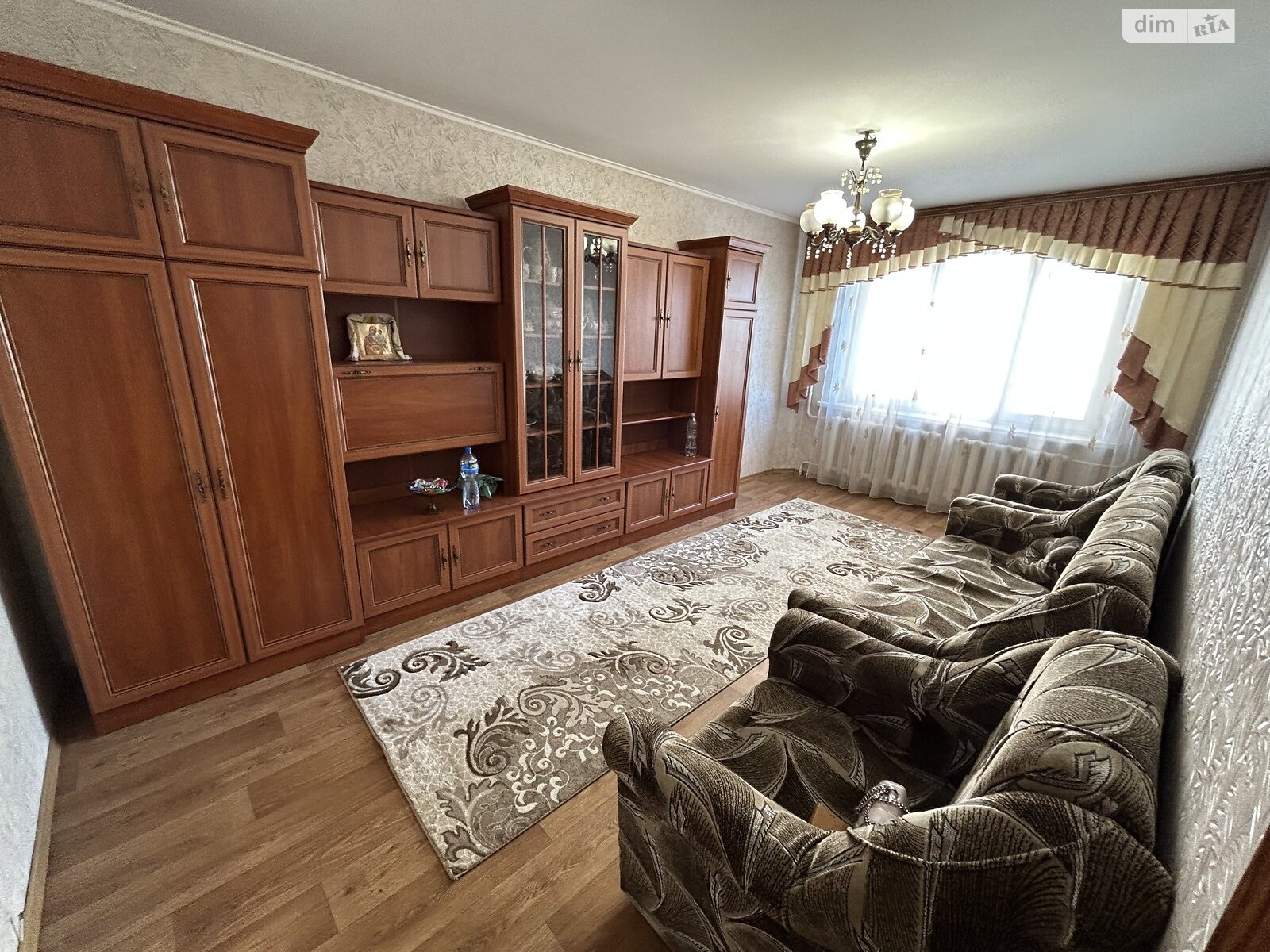 трехкомнатная квартира в Виннице, район Славянка, на ул. Дачная 8 в аренду на долгий срок помесячно фото 1 трехкомнатная квартира в Виннице, район Славянка, на ул. Дачная 8 в аренду на долгий срок помесячно фото 1