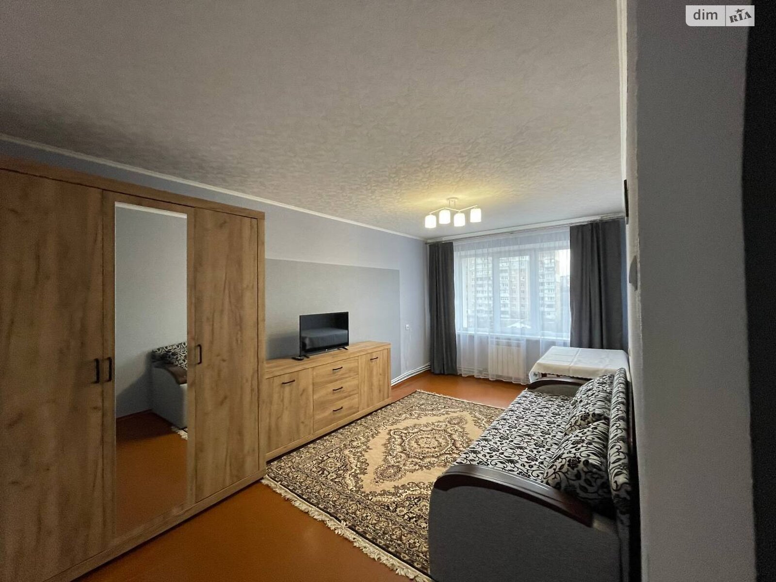 трехкомнатная квартира в Виннице, район Славянка, на ул. Дачная 9А в аренду на долгий срок помесячно фото 1 трехкомнатная квартира в Виннице, район Славянка, на ул. Дачная 9А в аренду на долгий срок помесячно фото 1