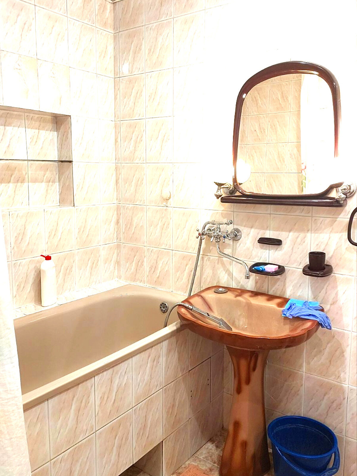 однокімнатна квартира в Вінниці, район Слов’янка, на вул. Данила Галицького 50 в довготривалу оренду помісячно фото 1