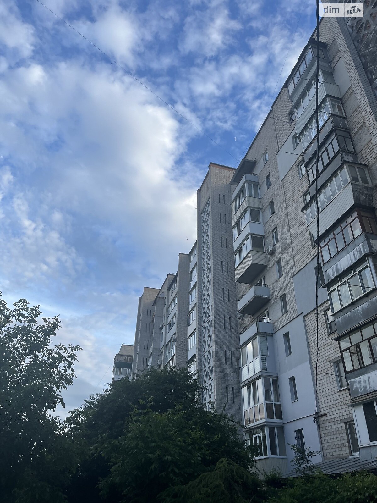 трехкомнатная квартира с мебелью в Виннице, район Славянка, на ул. Шевченко в аренду на долгий срок помесячно фото 1 трехкомнатная квартира с мебелью в Виннице, район Славянка, на ул. Шевченко в аренду на долгий срок помесячно фото 1
