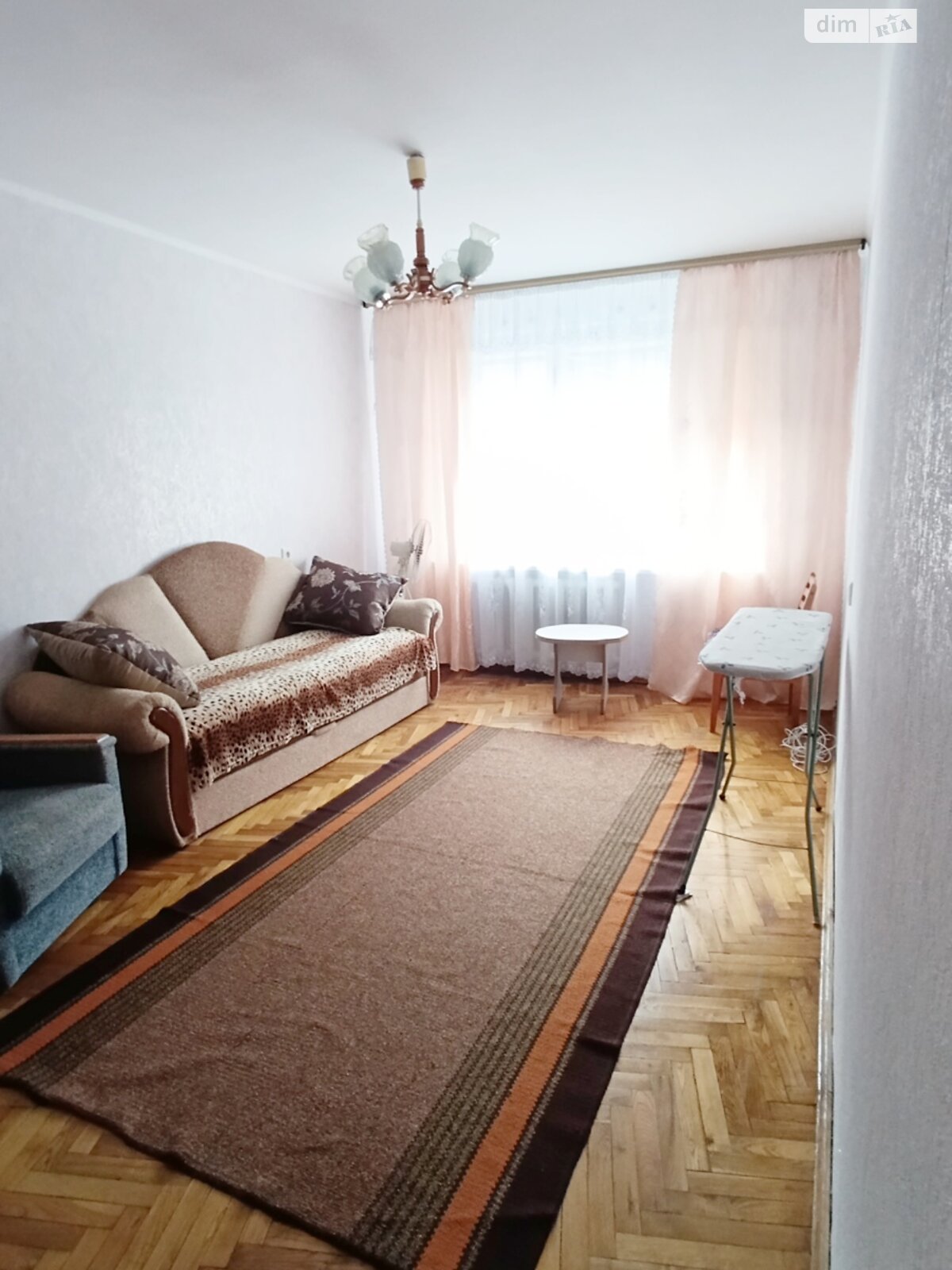 трехкомнатная квартира в Виннице, район Славянка, на ул. Ляли Ратушной 24 в аренду на долгий срок помесячно фото 1 трехкомнатная квартира в Виннице, район Славянка, на ул. Ляли Ратушной 24 в аренду на долгий срок помесячно фото 1