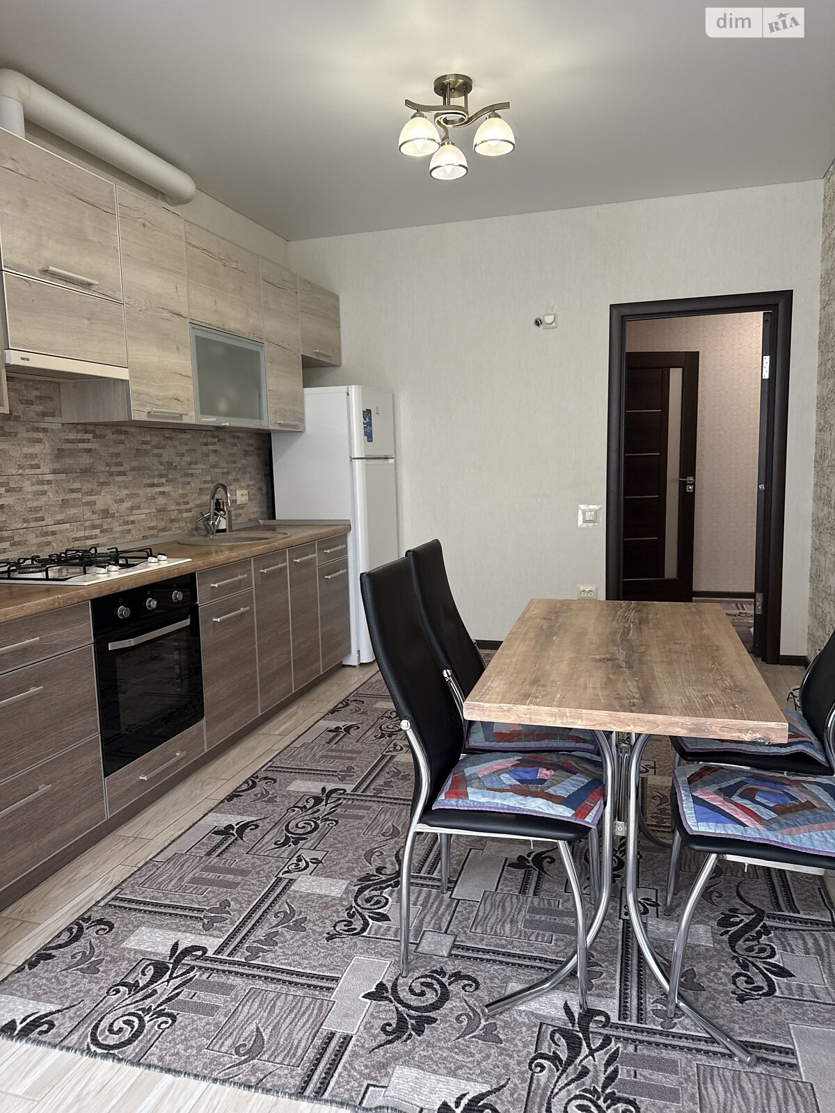 однокімнатна квартира в Вінниці, район Слов’янка, на вул. Пирогова 76В в довготривалу оренду помісячно фото 1 однокімнатна квартира в Вінниці, район Слов’янка, на вул. Пирогова 76В в довготривалу оренду помісячно фото 1