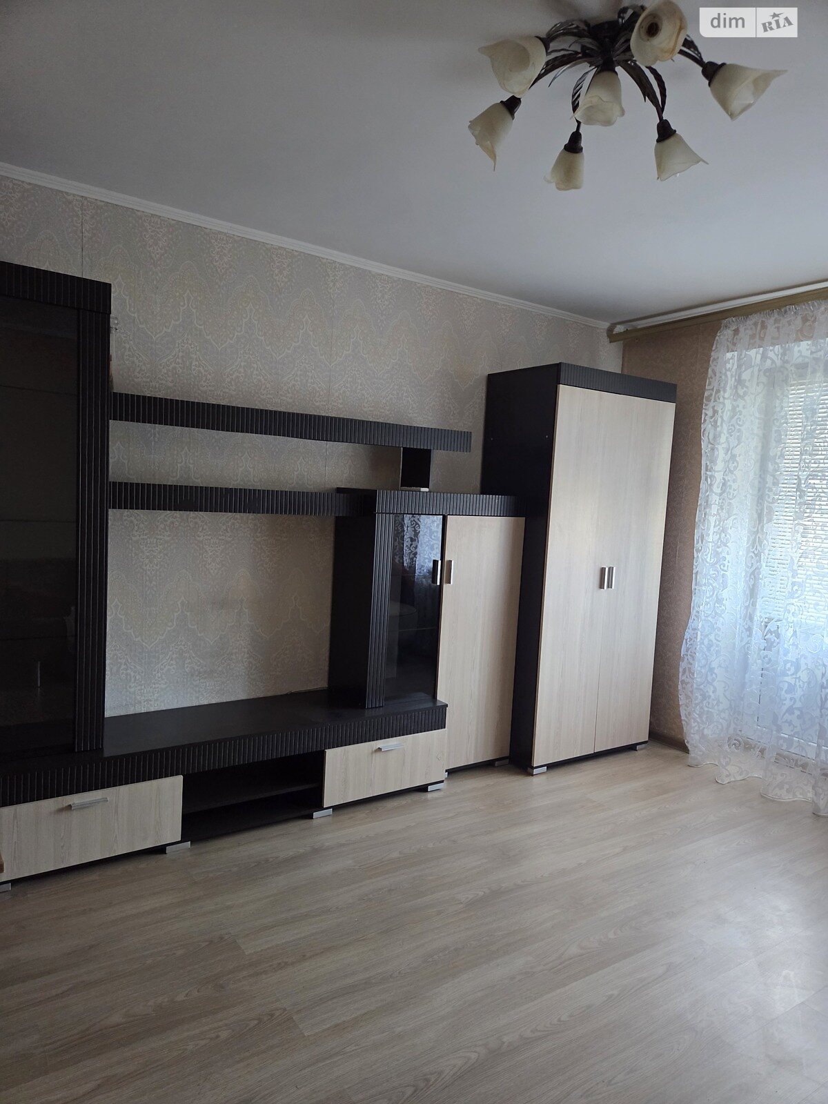 трикімнатна квартира в Вінниці, район Слов’янка, на вул. Пирогова в довготривалу оренду помісячно фото 1