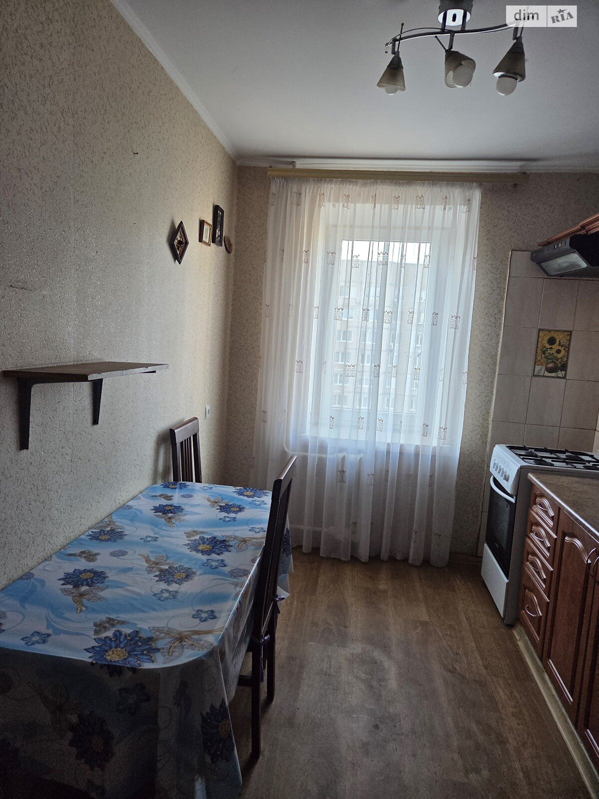 трикімнатна квартира в Вінниці, район Слов’янка, на вул. Пирогова в довготривалу оренду помісячно фото 1