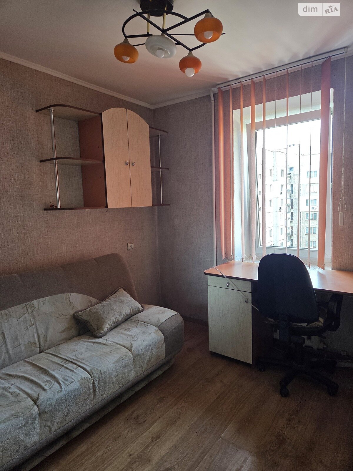 трикімнатна квартира в Вінниці, район Слов’янка, на вул. Пирогова в довготривалу оренду помісячно фото 1