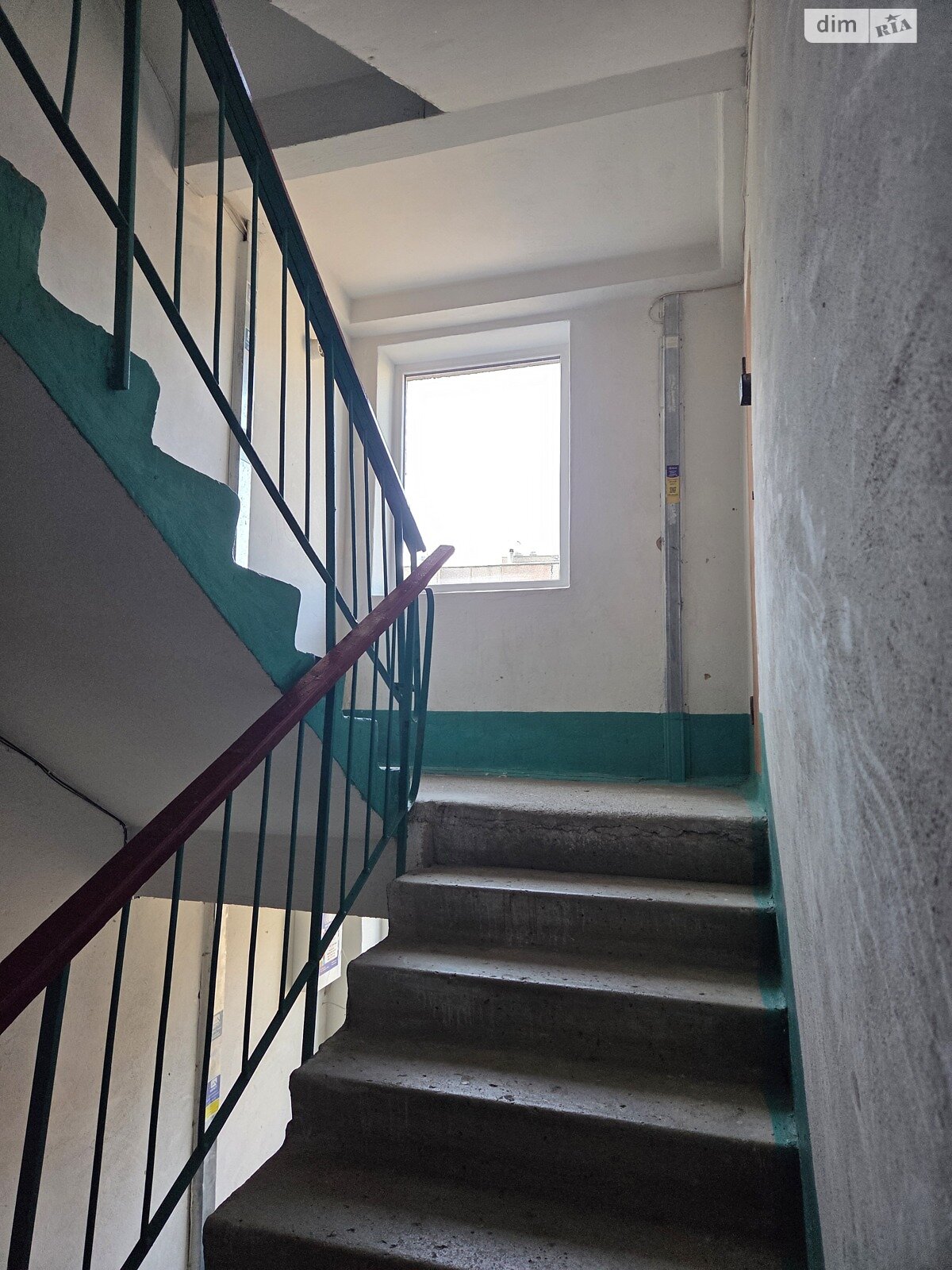 трикімнатна квартира в Вінниці, район Слов’янка, на вул. Пирогова в довготривалу оренду помісячно фото 1