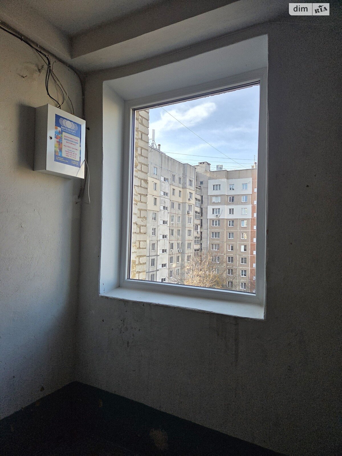 трикімнатна квартира в Вінниці, район Слов’янка, на вул. Пирогова в довготривалу оренду помісячно фото 1