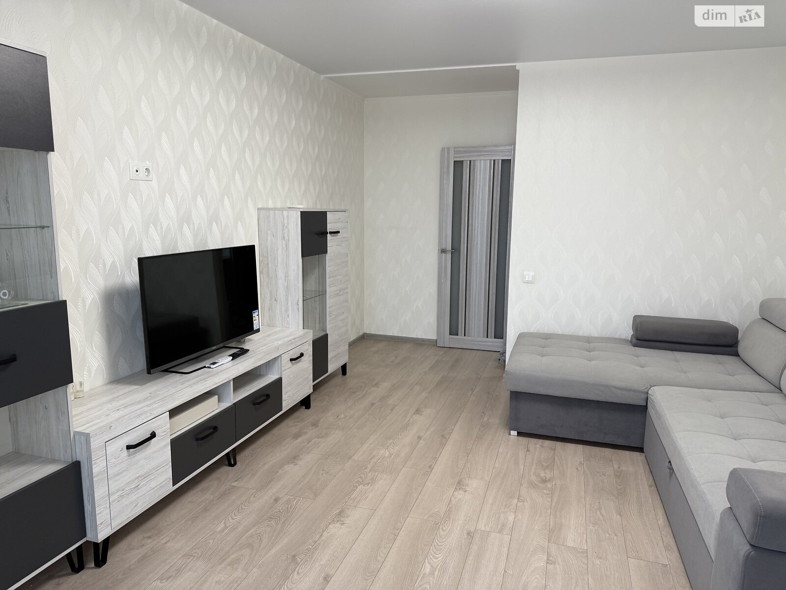 однокомнатная квартира в Виннице, район Славянка, на ул. Пирогова 76Б в аренду на долгий срок помесячно фото 1 однокомнатная квартира в Виннице, район Славянка, на ул. Пирогова 76Б в аренду на долгий срок помесячно фото 1