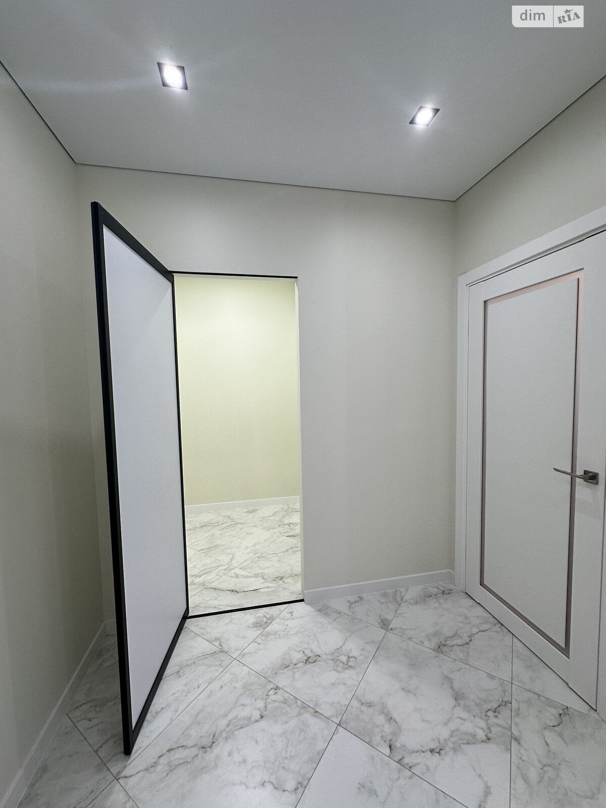 однокімнатна квартира в Вінниці, район Слов’янка, на вул. Праведників світу 21Г корпус 1 в довготривалу оренду помісячно фото 1 однокімнатна квартира в Вінниці, район Слов’янка, на вул. Праведників світу 21Г корпус 1 в довготривалу оренду помісячно фото 1