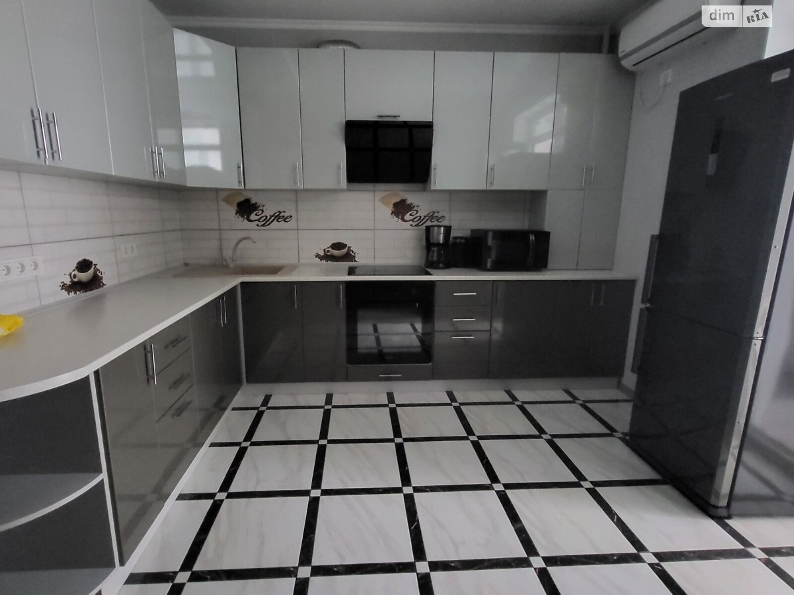 однокомнатная квартира в Виннице, район Славянка, на ул. Трамвайная в аренду на долгий срок помесячно фото 1