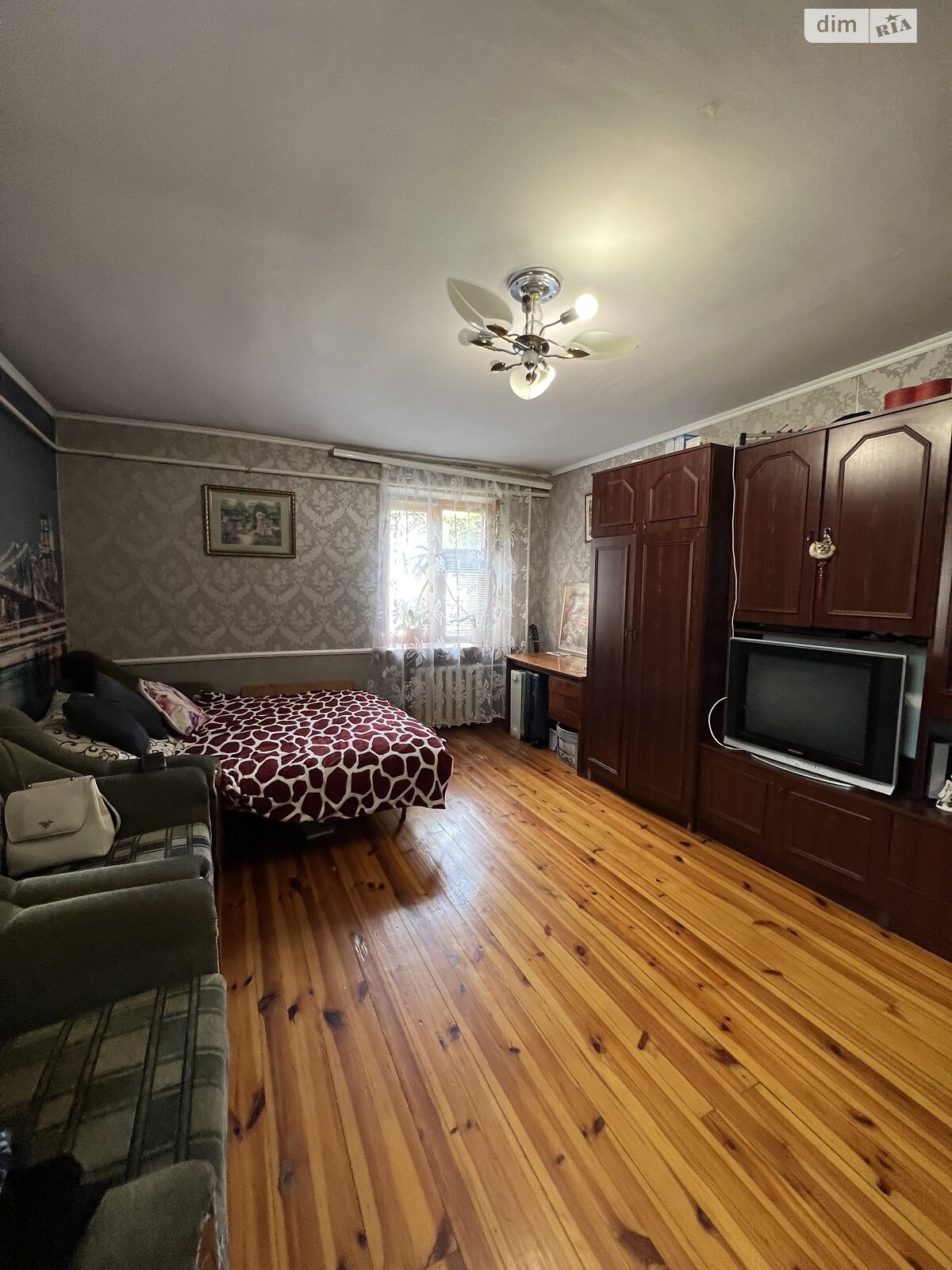 однокімнатна квартира в Вінниці, район Старе місто, на вул. Євгена Коновальця в довготривалу оренду помісячно фото 1