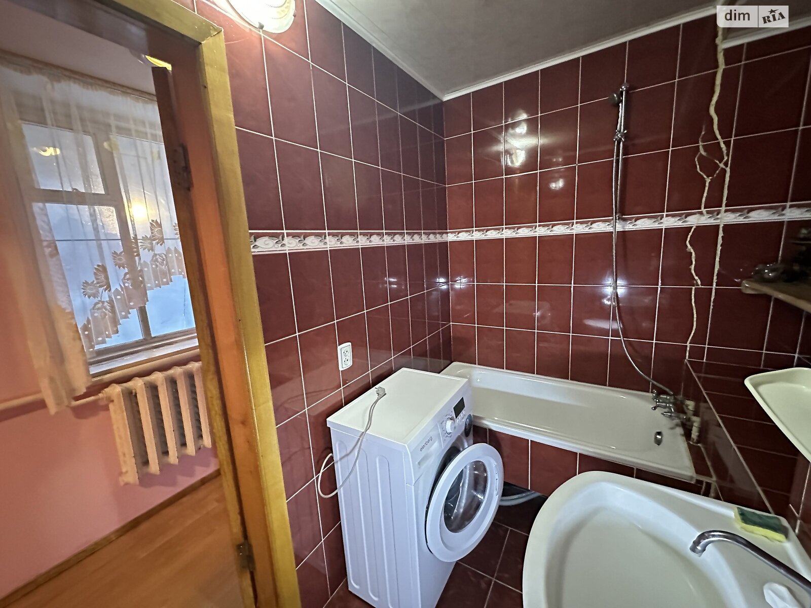 четырехкомнатная квартира в Виннице, район Старый город, на ул. Ивана Федорова 10 в аренду на долгий срок помесячно фото 1