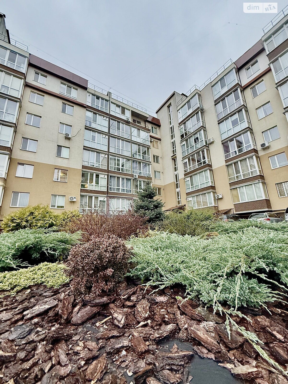 однокімнатна квартира в Вінниці, район Старе місто, на вул. Марії Приймаченко 8З в довготривалу оренду помісячно фото 1