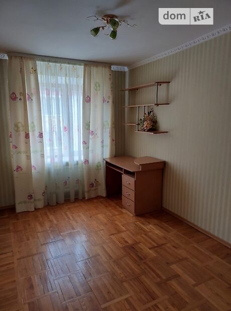 трикімнатна квартира з меблями в Вінниці, район Старе місто, на пров. Пластовий 40 в довготривалу оренду помісячно фото 1 трикімнатна квартира з меблями в Вінниці, район Старе місто, на пров. Пластовий 40 в довготривалу оренду помісячно фото 1
