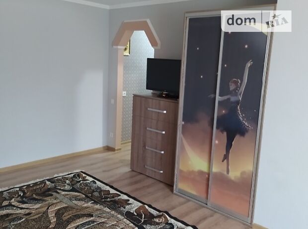 однокімнатна квартира з меблями в Вінниці, район Свердловський масив, на вул. Свердлова 14, кв. 14, в довготривалу оренду помісячно фото 1 однокімнатна квартира з меблями в Вінниці, район Свердловський масив, на вул. Свердлова 14, кв. 14, в довготривалу оренду помісячно фото 1