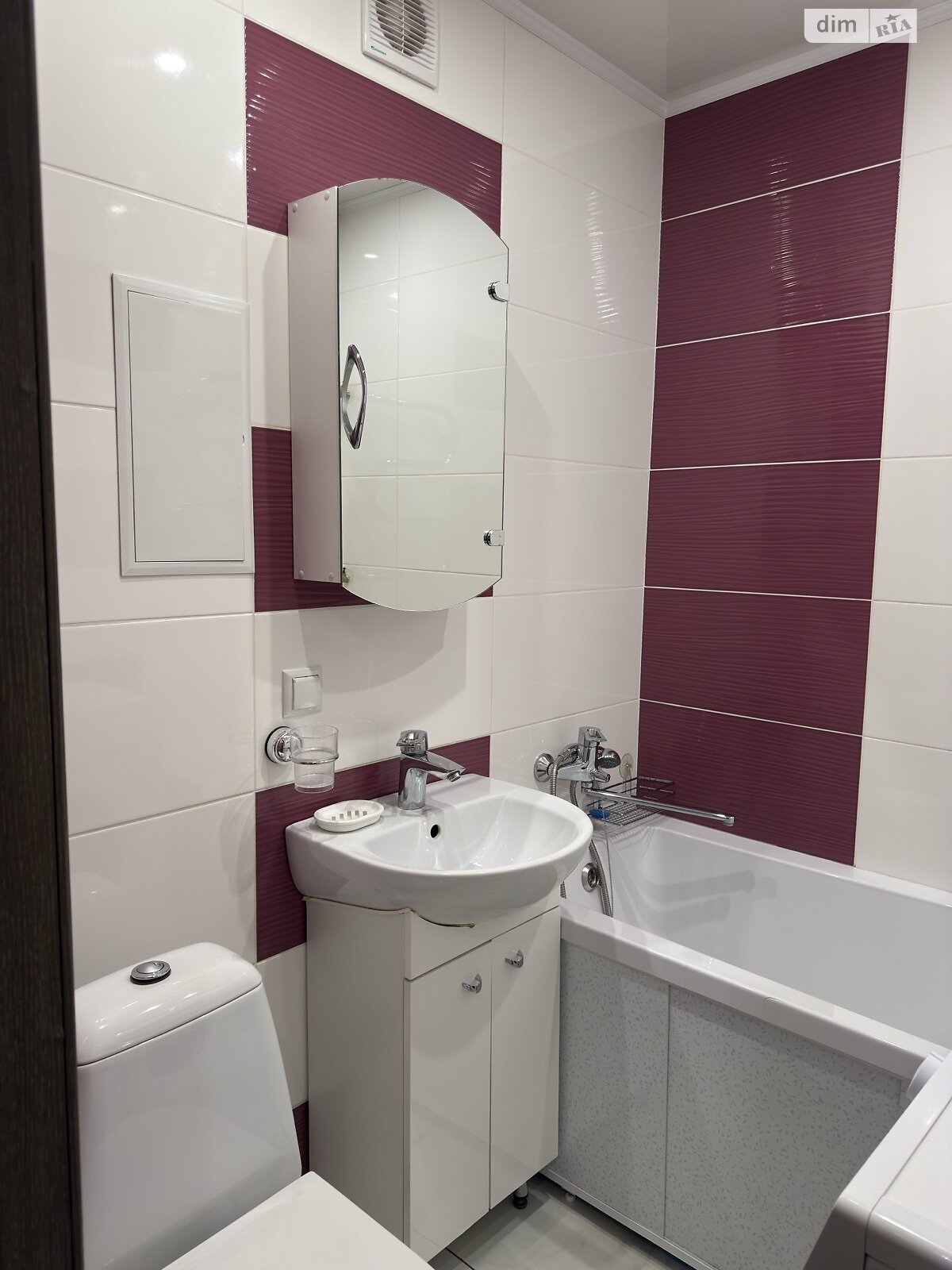 однокомнатная квартира с ремонтом в Виннице, район Свердловский массив, на ул. Князей Кориатовичей 143 в аренду на долгий срок помесячно фото 1 однокомнатная квартира с ремонтом в Виннице, район Свердловский массив, на ул. Князей Кориатовичей 143 в аренду на долгий срок помесячно фото 1